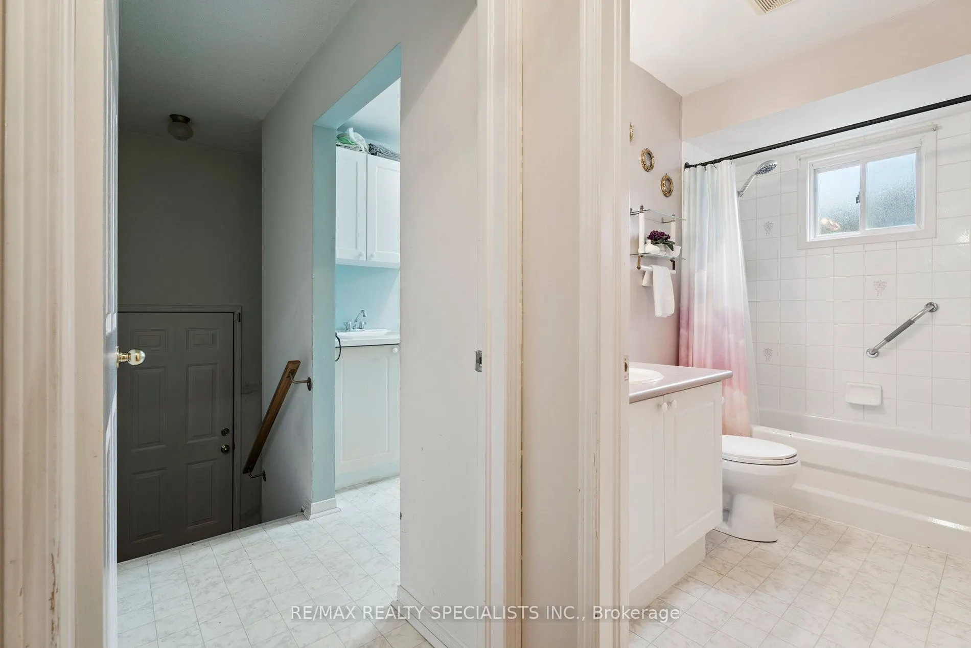 62 Silver Birch Avenue
