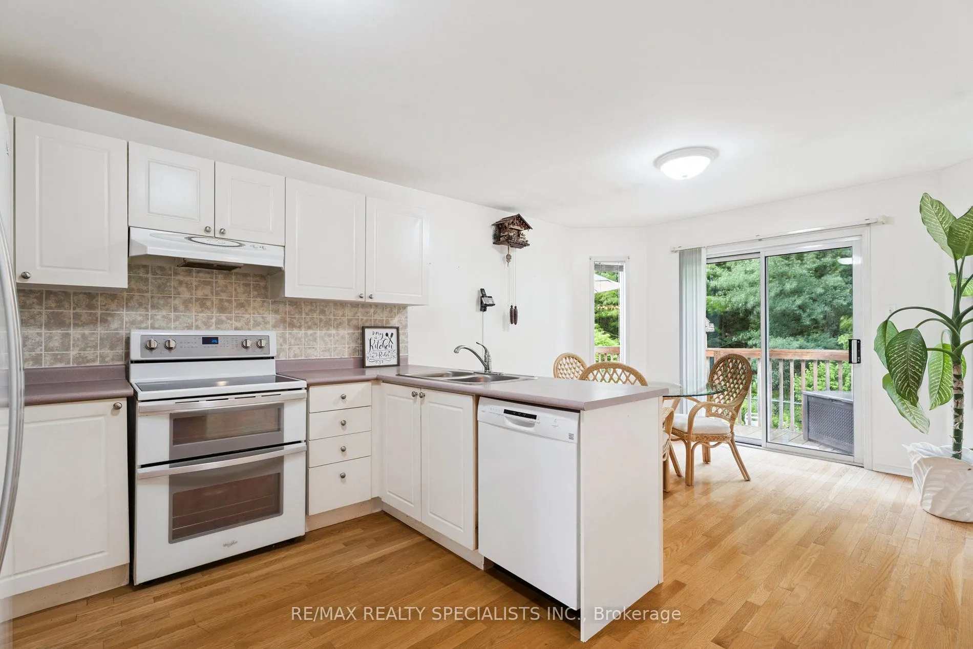 62 Silver Birch Avenue