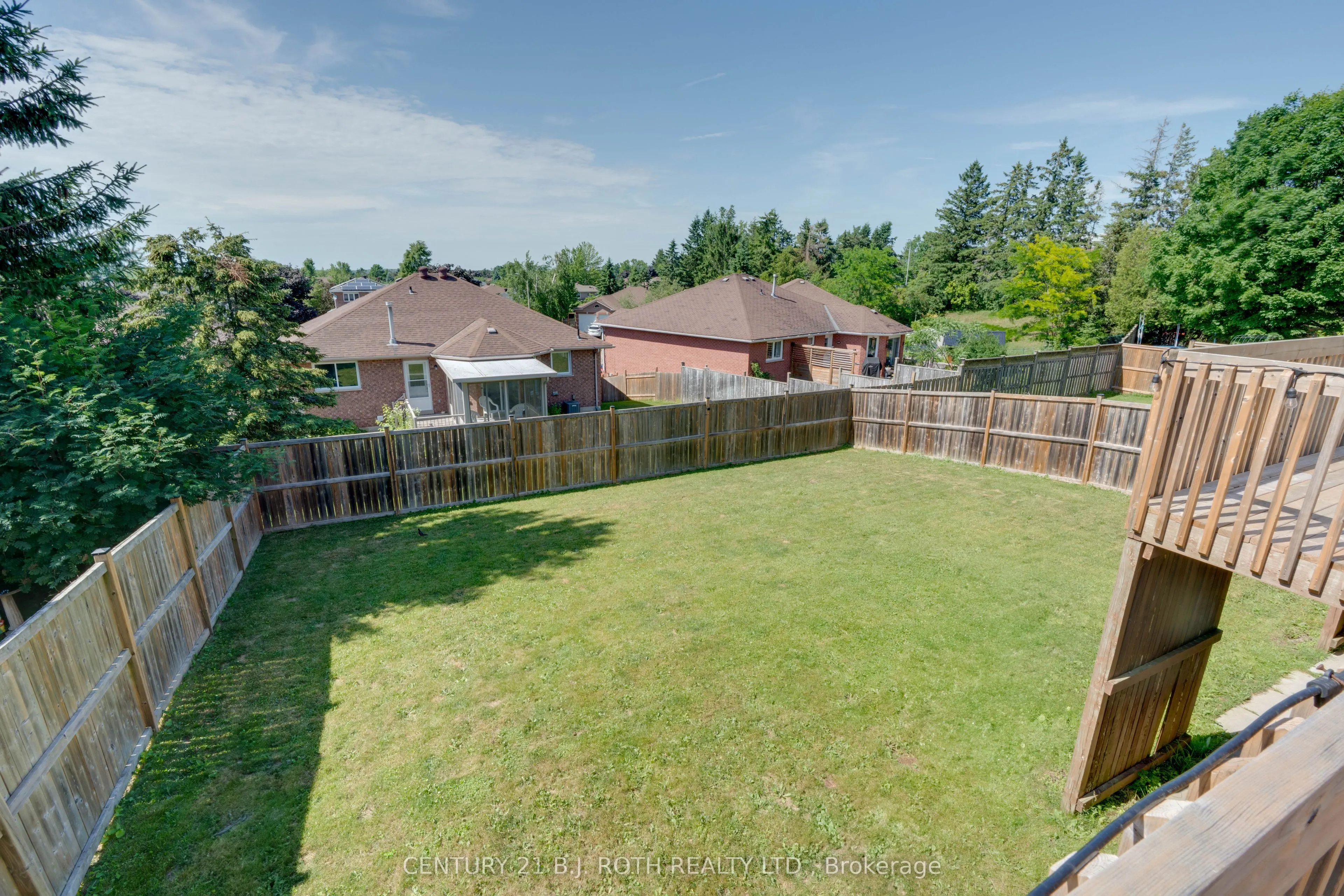 258 COLLEGIATE Drive