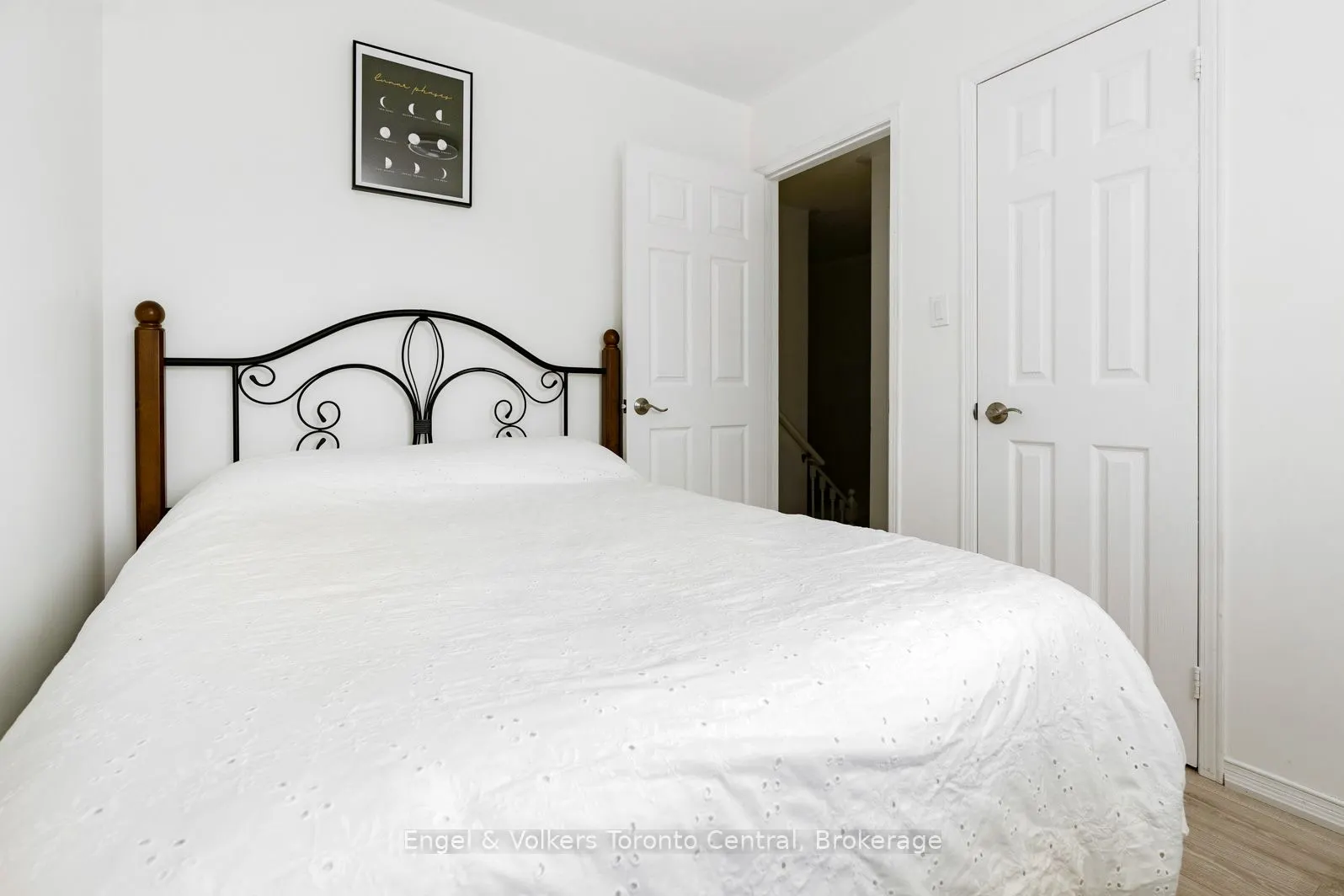 11 Sundial Court, #6
