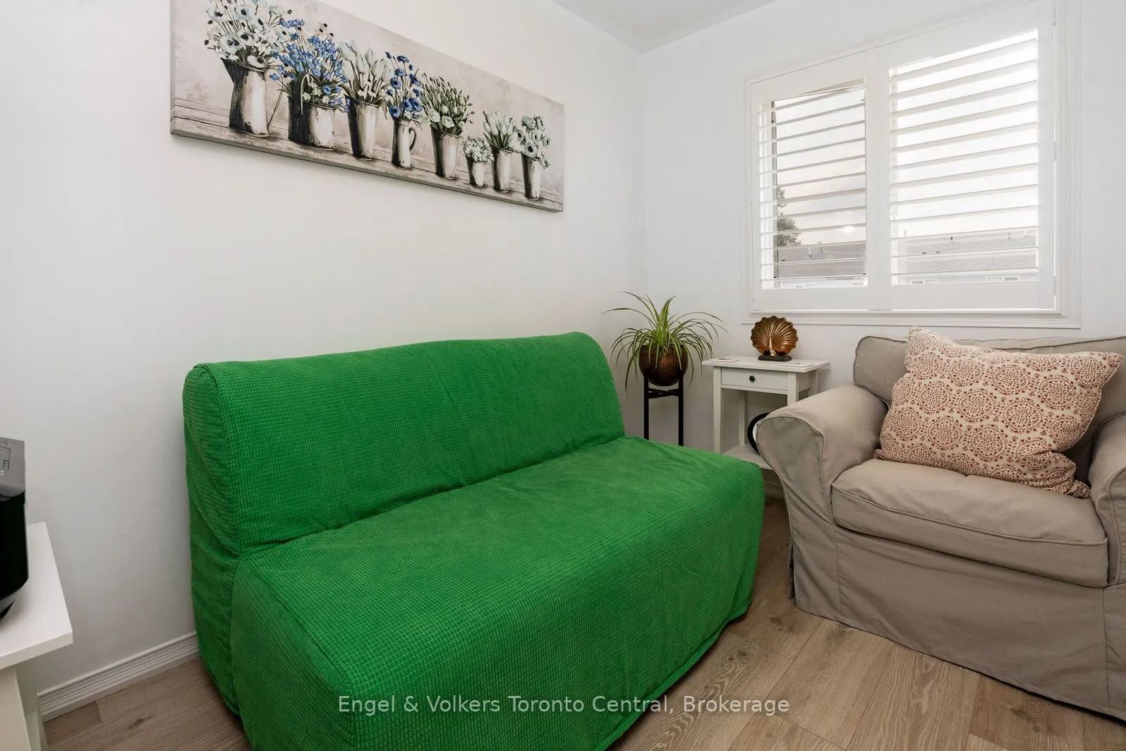 11 Sundial Court, #6