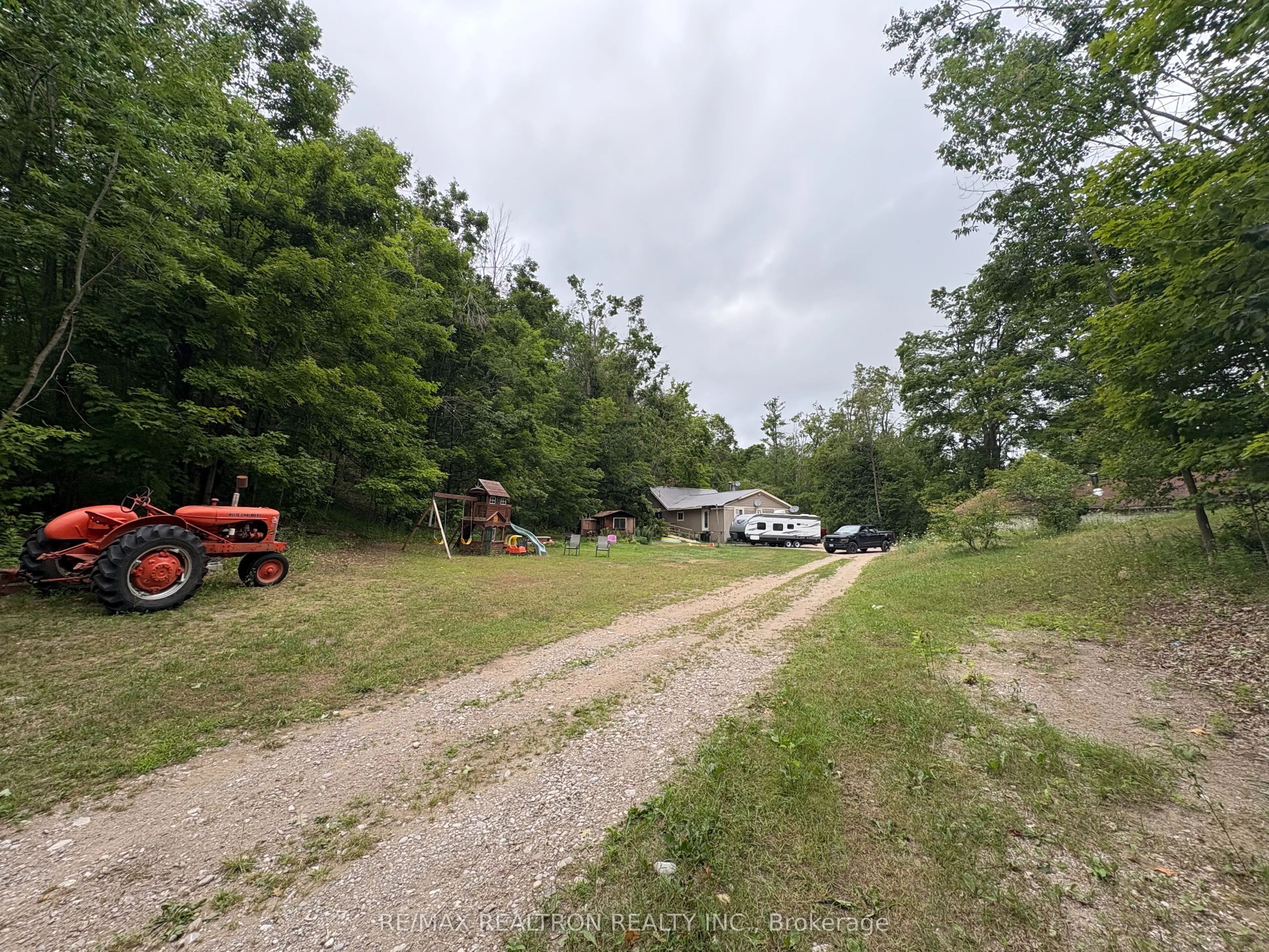 2089 Dwinnell Road