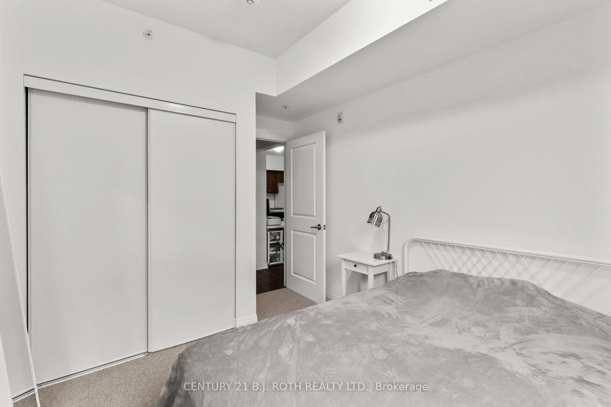 300 Essa Road, #103