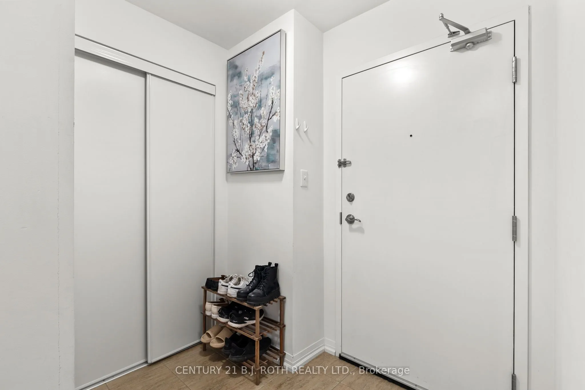 300 Essa Road, #103