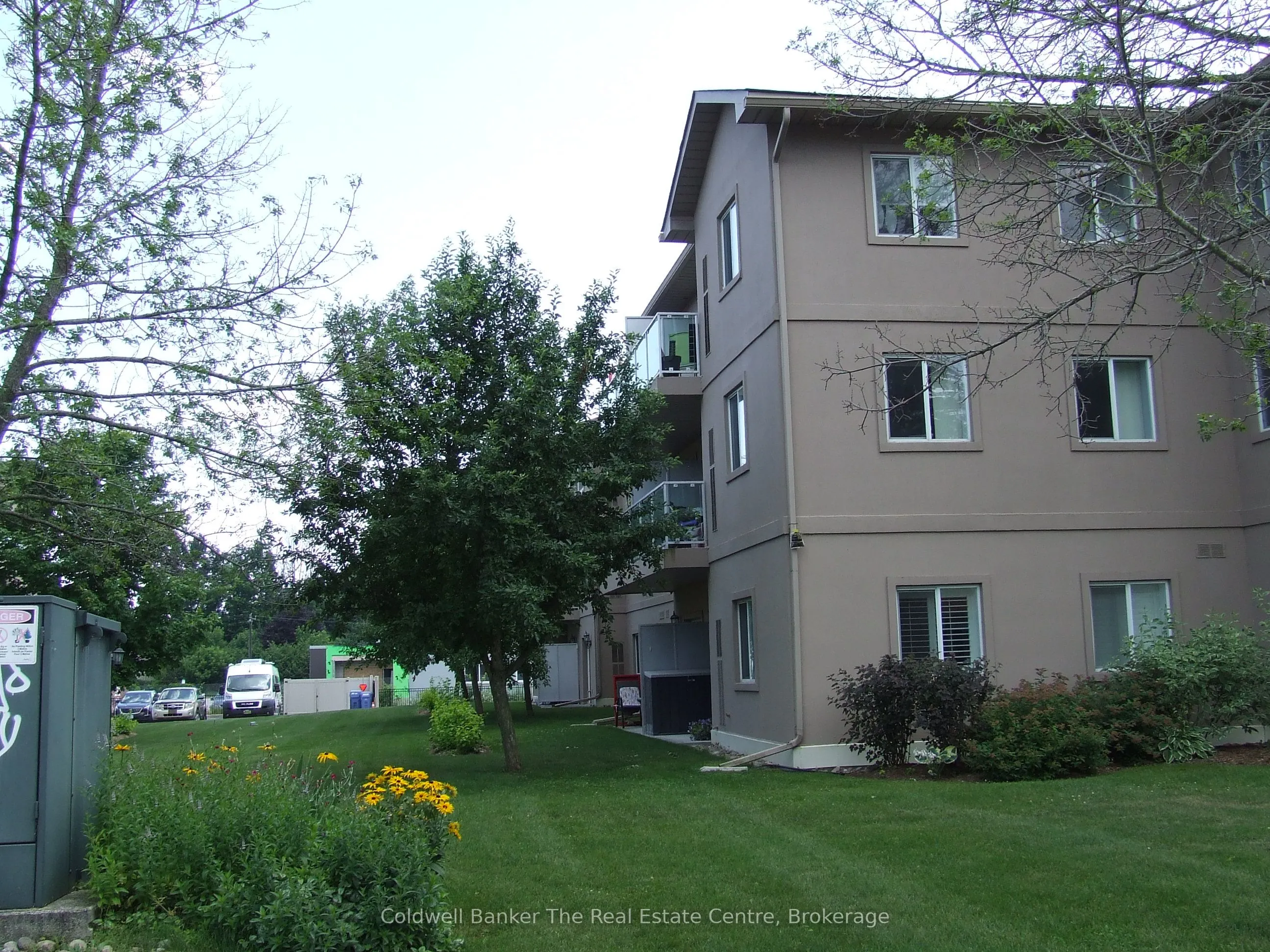 115 Bond Street E, #205