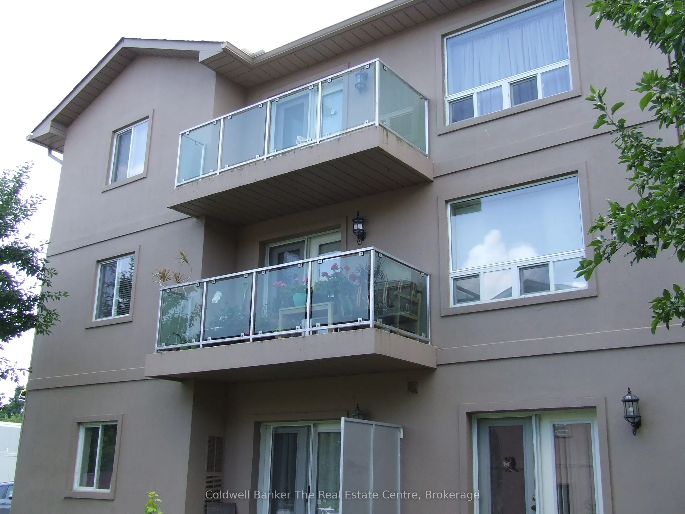 115 Bond Street E, #205