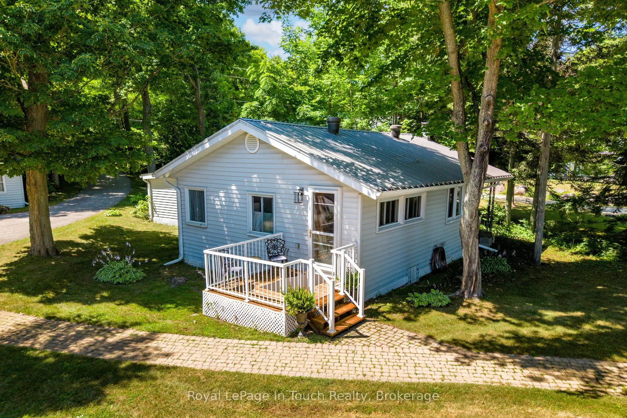 1443 Champlain Road