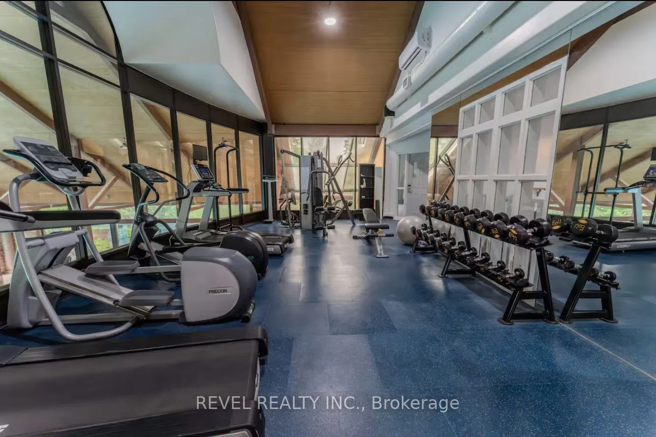 90 Highland Drive, #2237