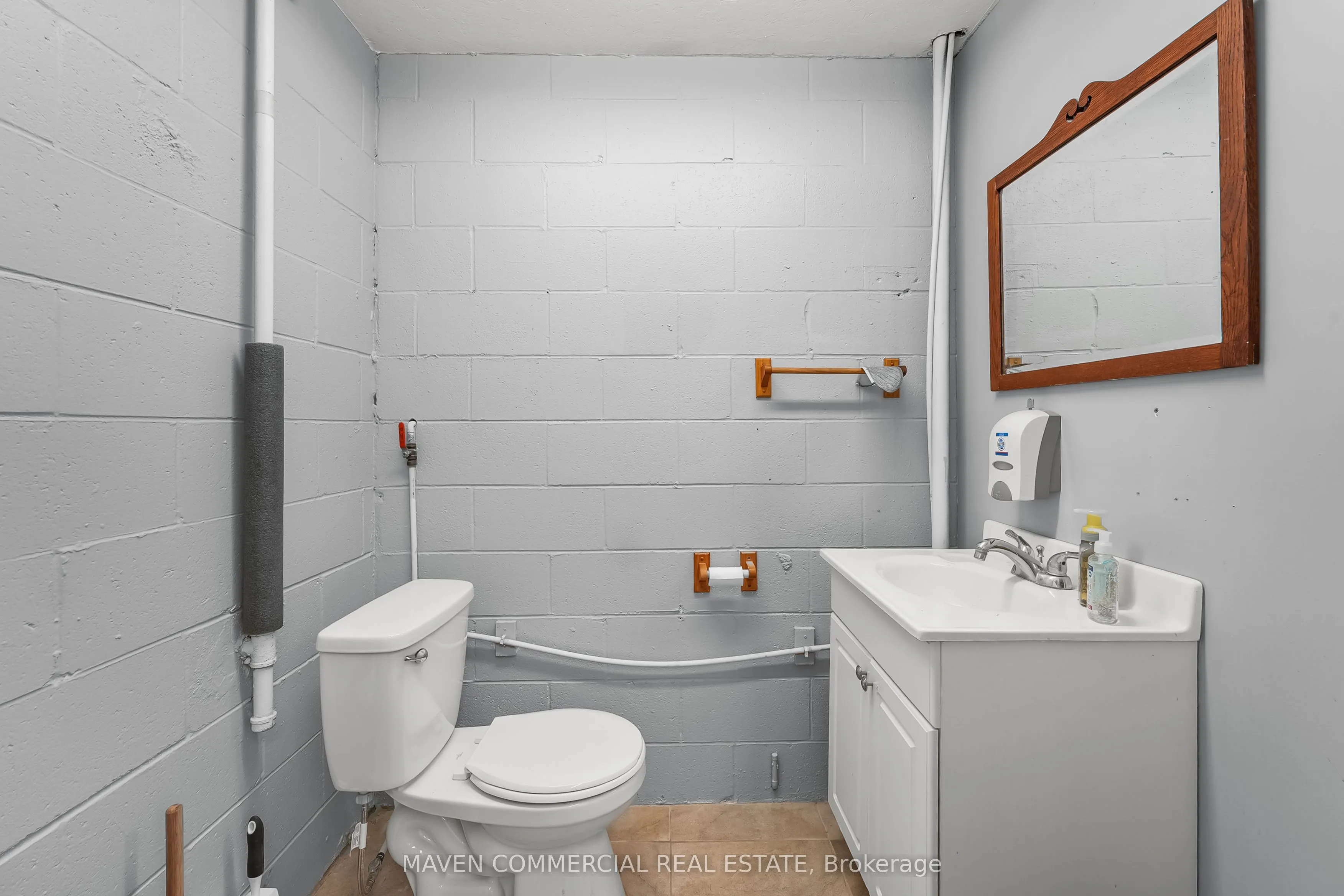 304 & 308 Shanty Bay Road