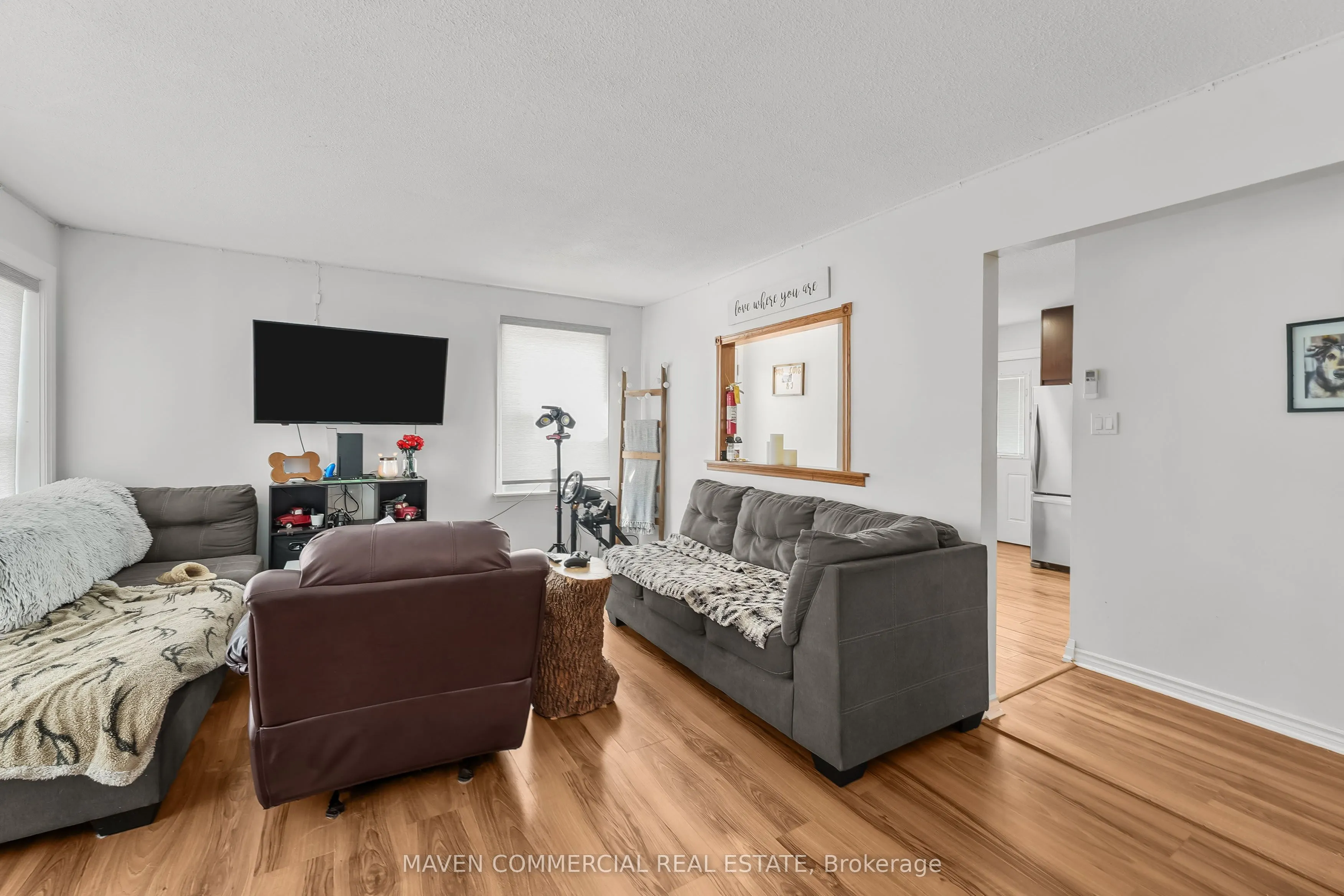 304 & 308 Shanty Bay Road