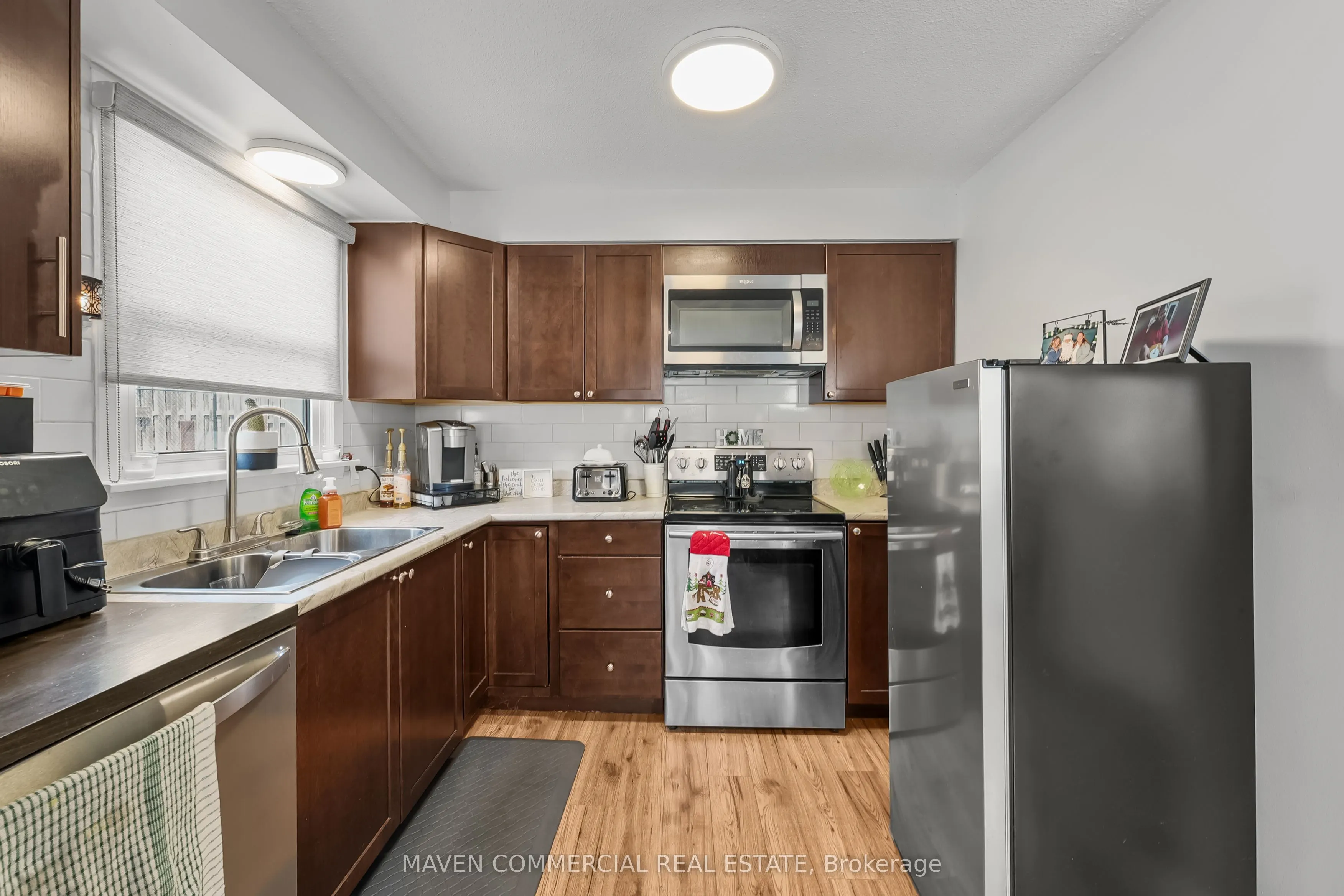 304 & 308 Shanty Bay Road
