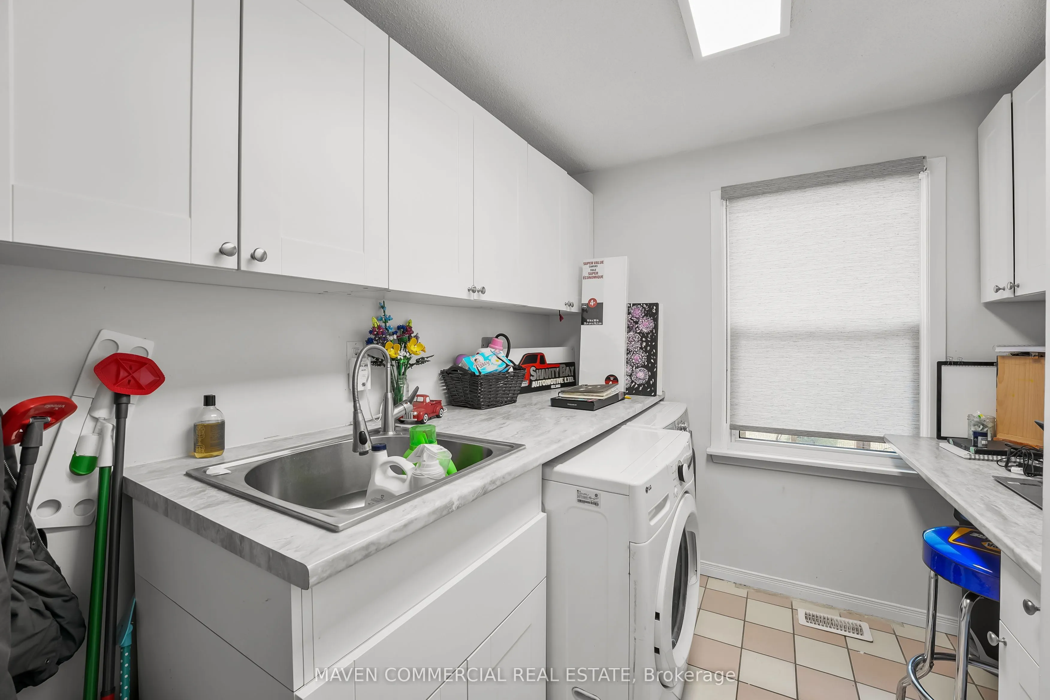 304 & 308 Shanty Bay Road