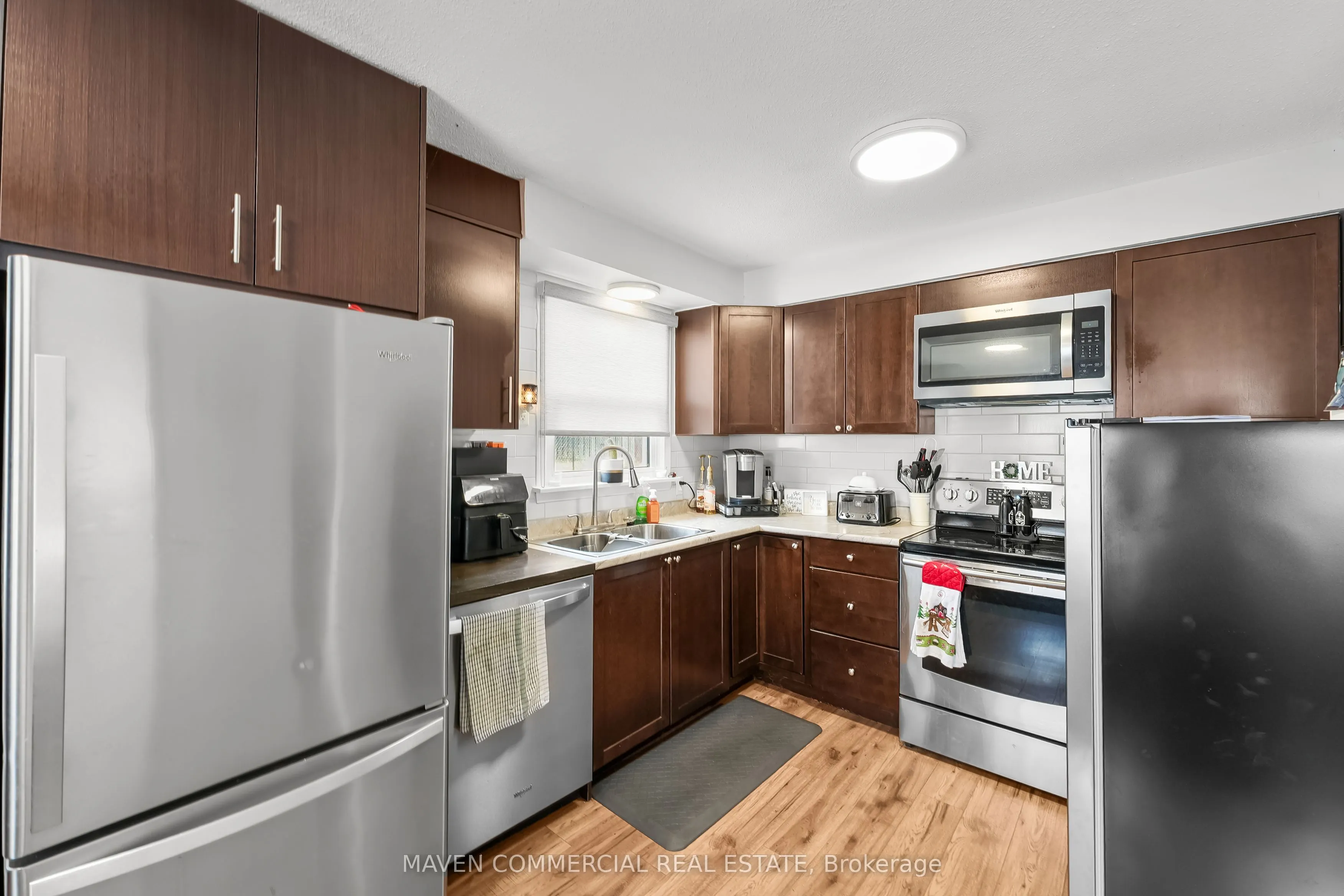 304 & 308 Shanty Bay Road