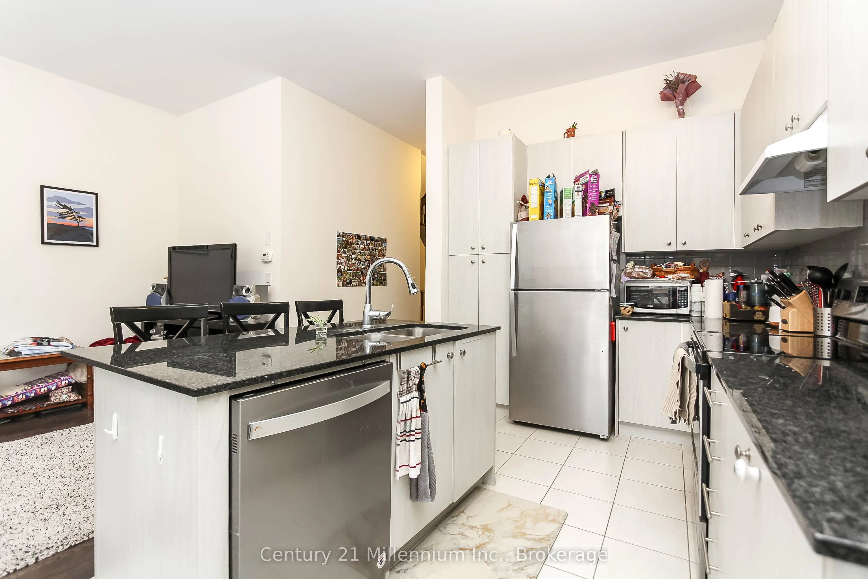 36 Farwell Avenue