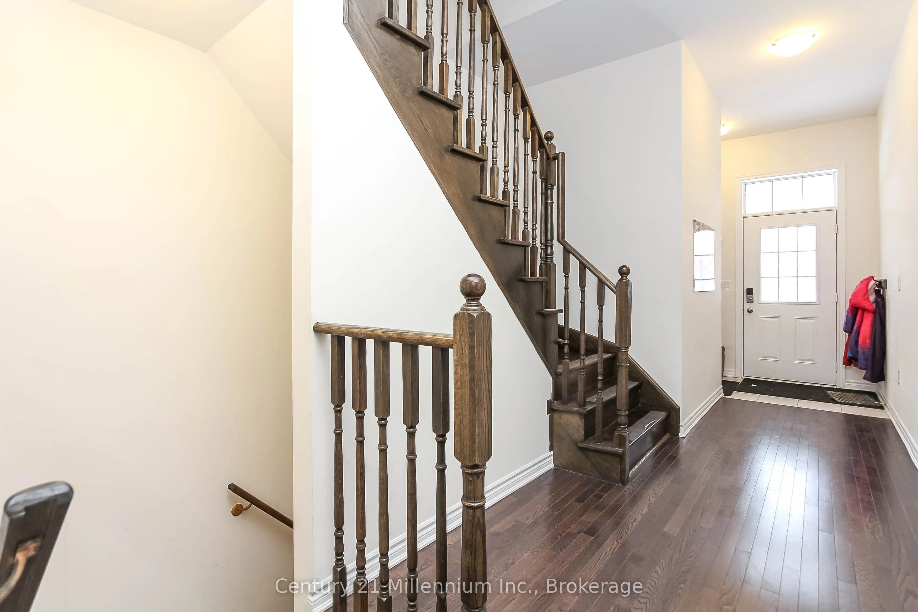 36 Farwell Avenue