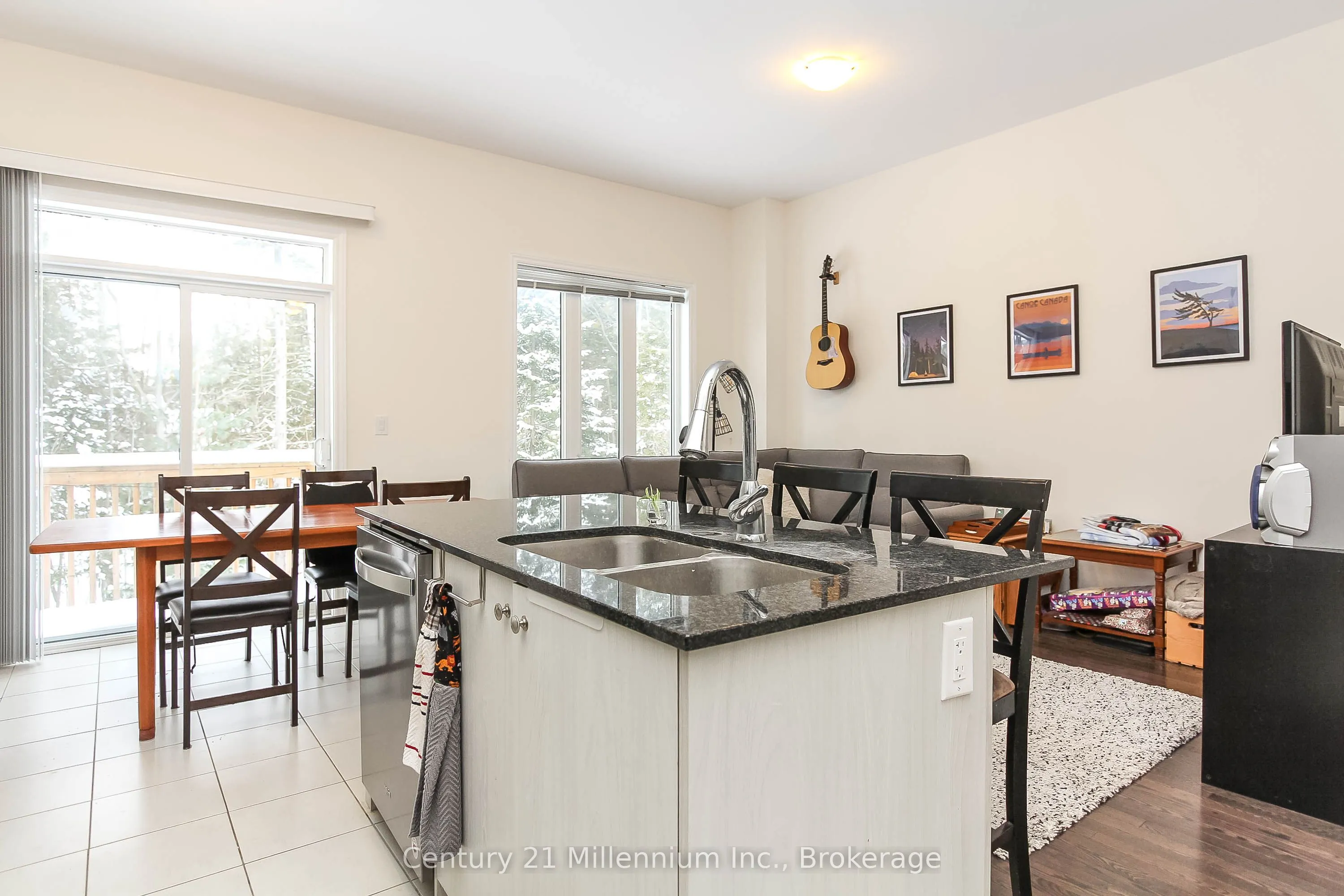 36 Farwell Avenue