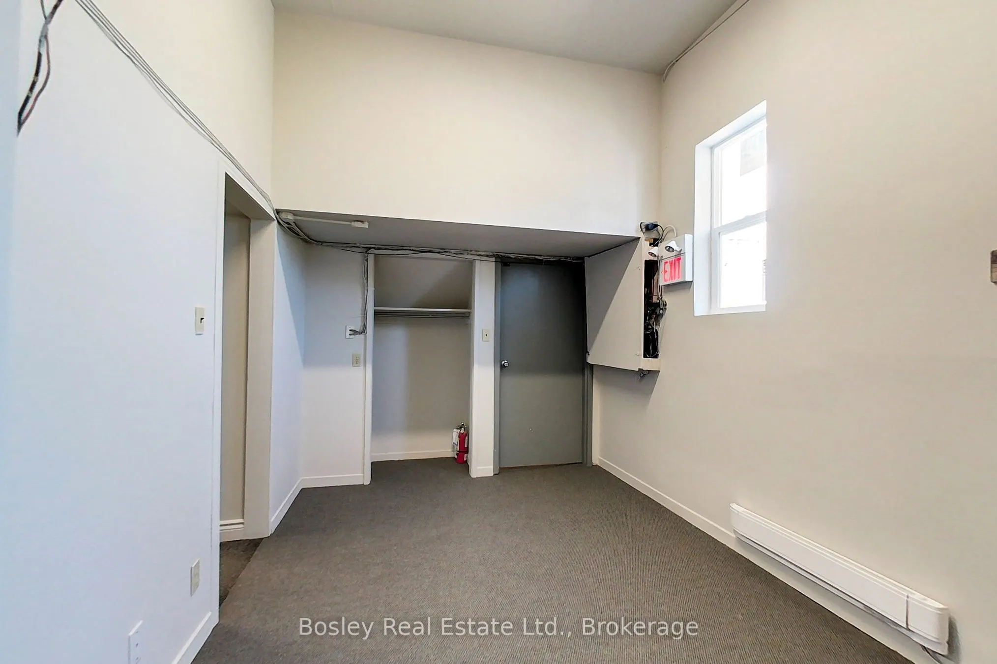 864 Hurontario Street, #2S