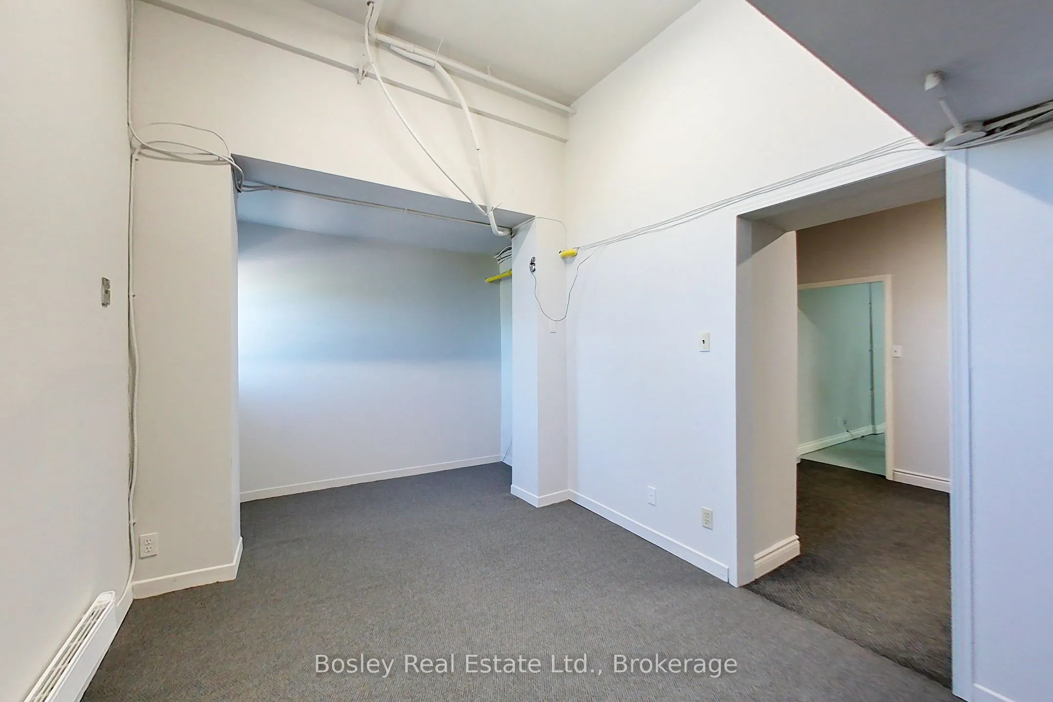 864 Hurontario Street, #2S