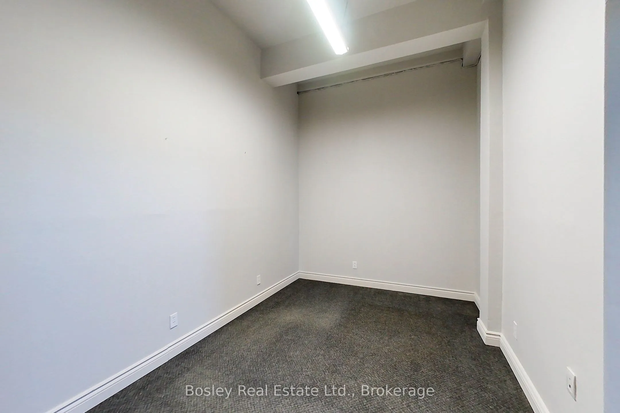 864 Hurontario Street, #2S