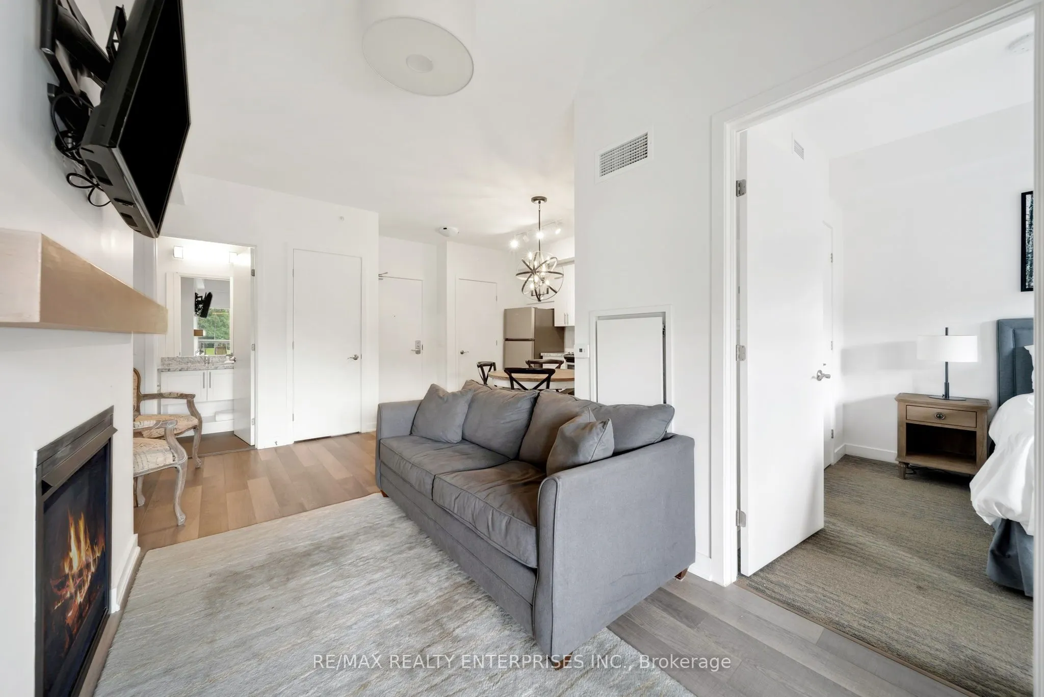 40 Horseshoe Boulevard, #411