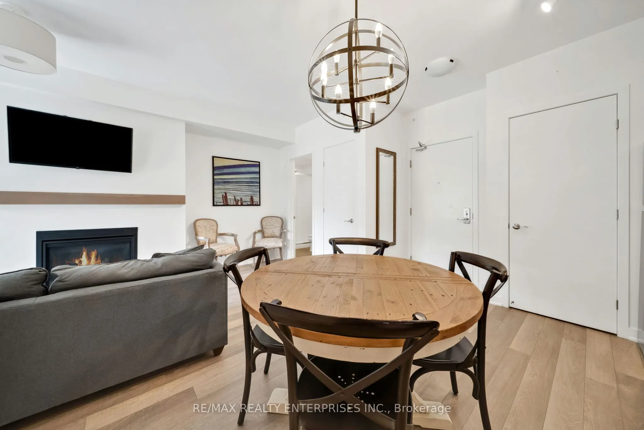 40 Horseshoe Boulevard, #411