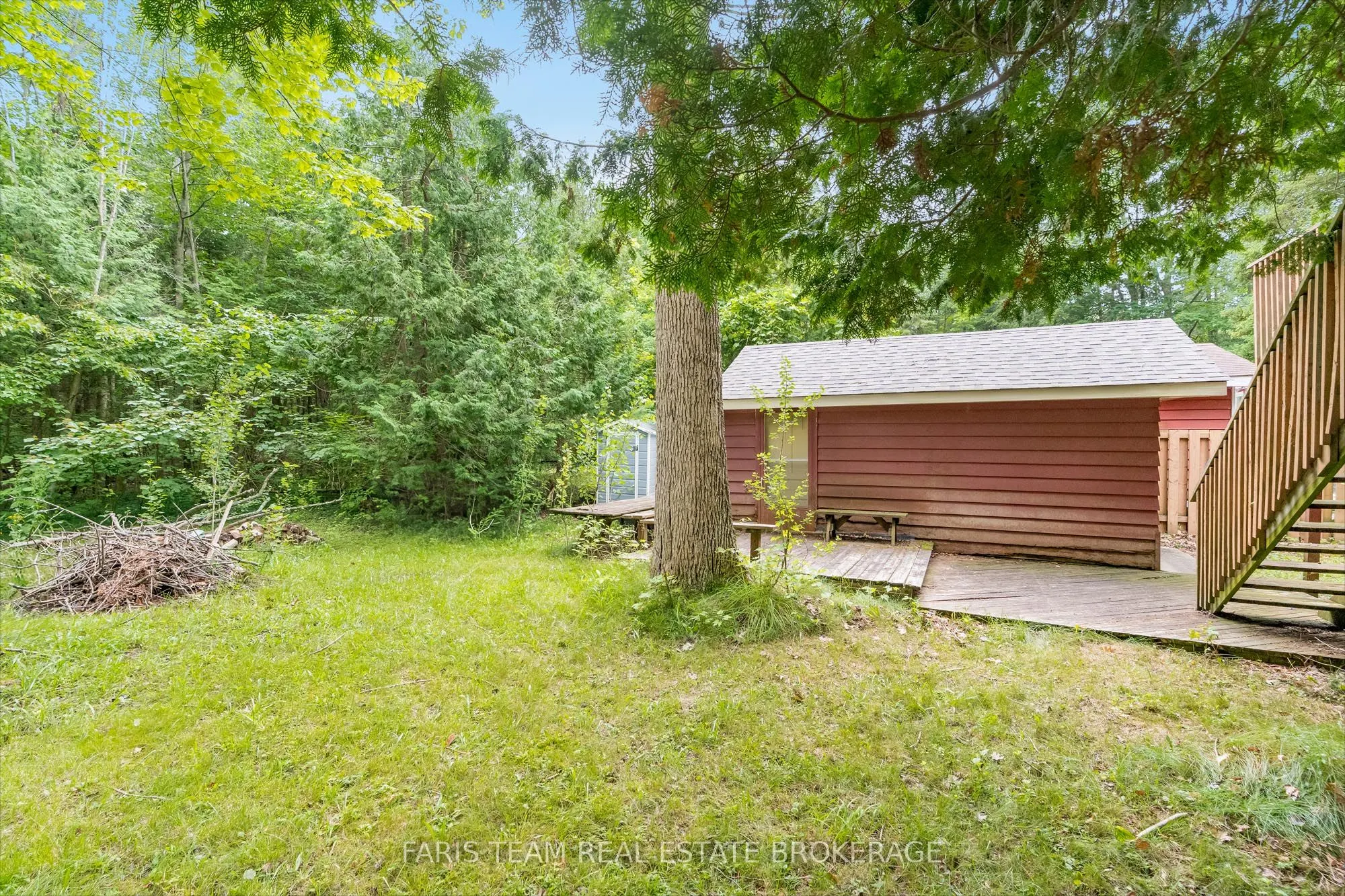 15 Woodside Avenue