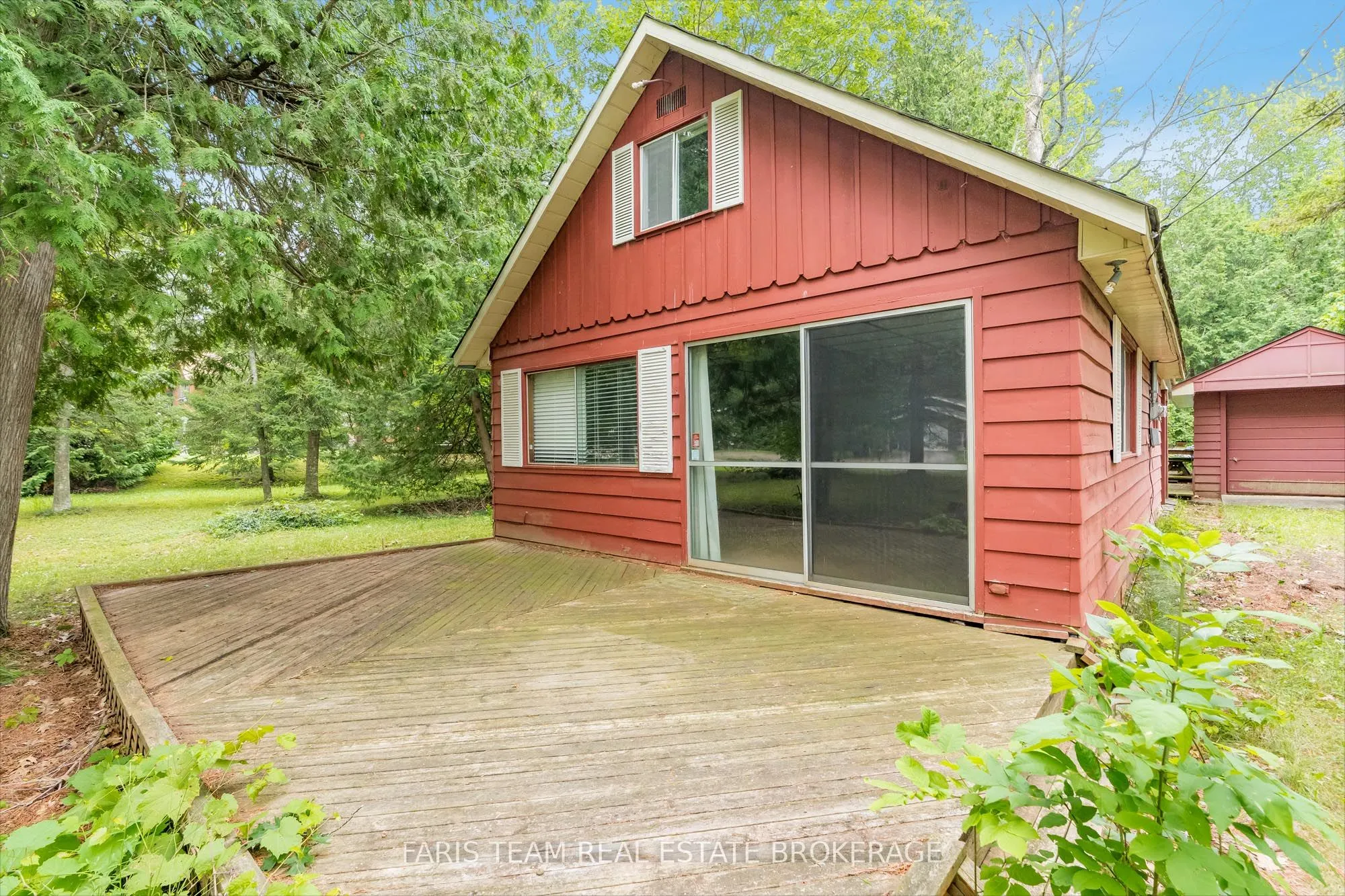 15 Woodside Avenue
