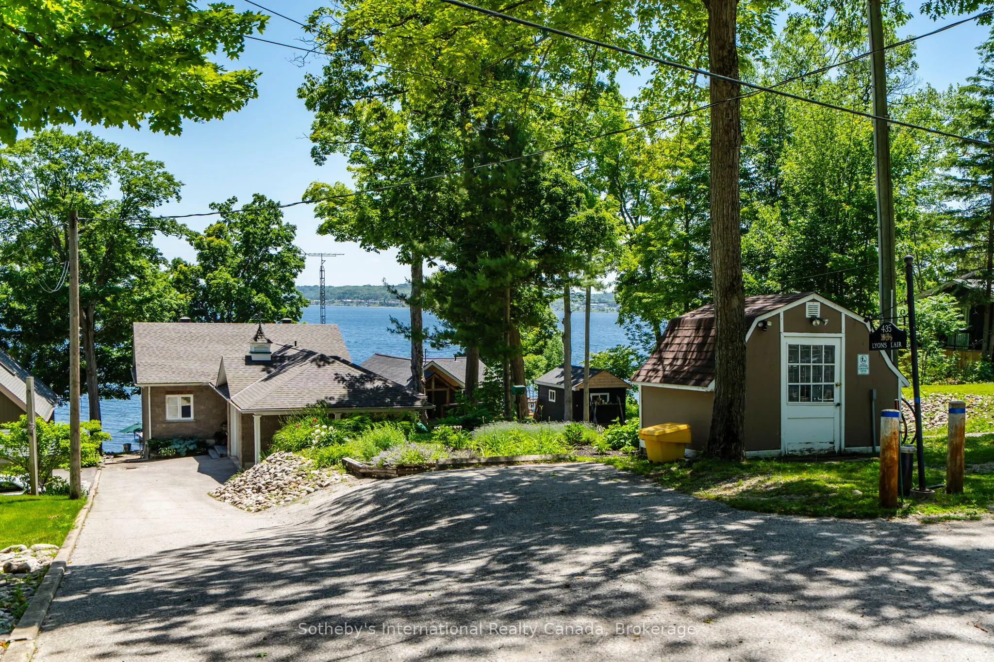 435 Mundys Bay Road