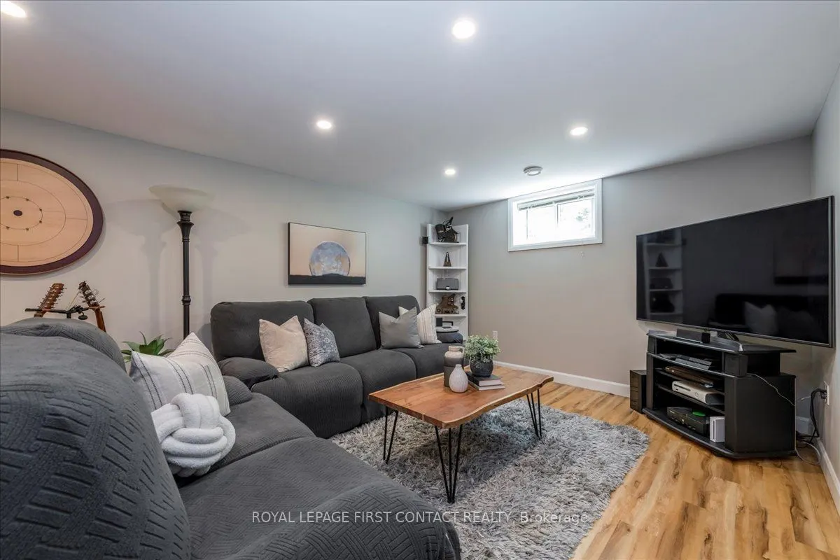 31 Mountbatten Crescent