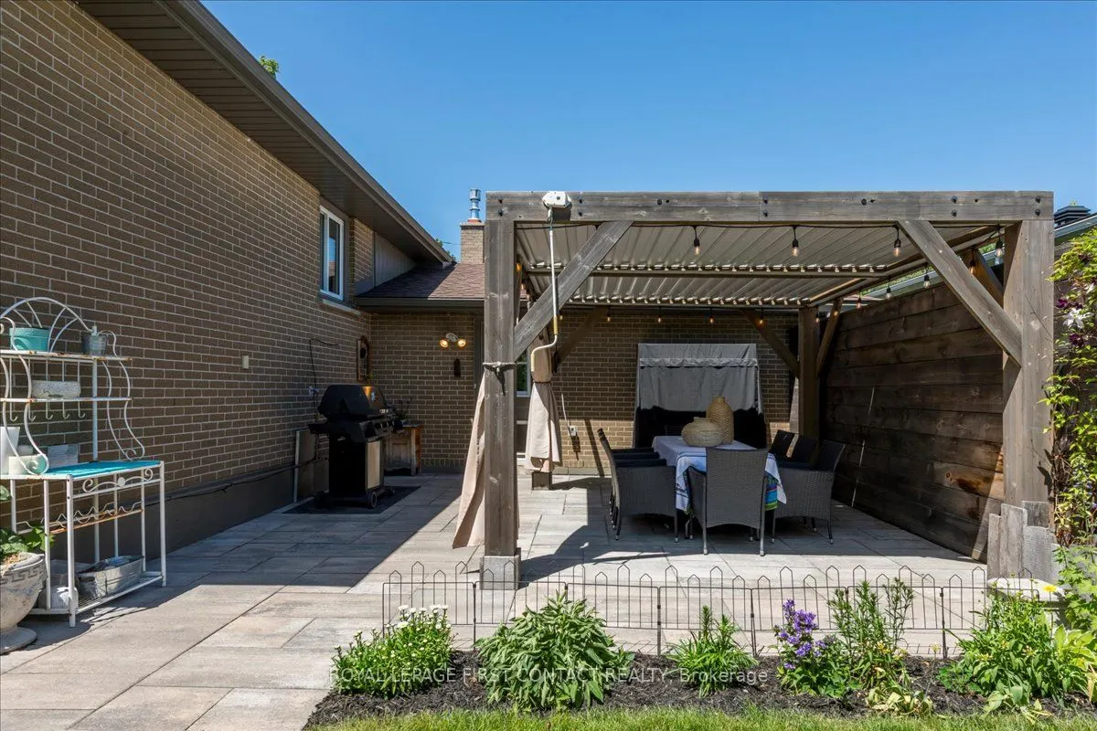 31 Mountbatten Crescent