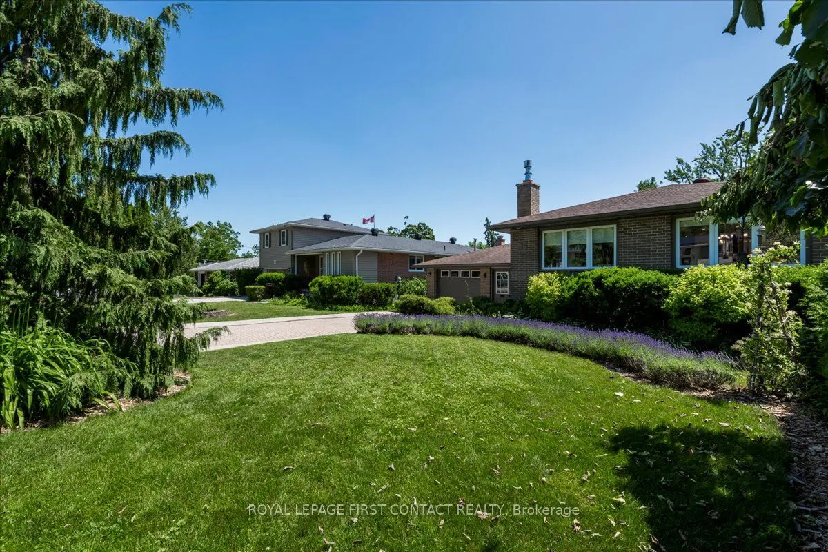 31 Mountbatten Crescent