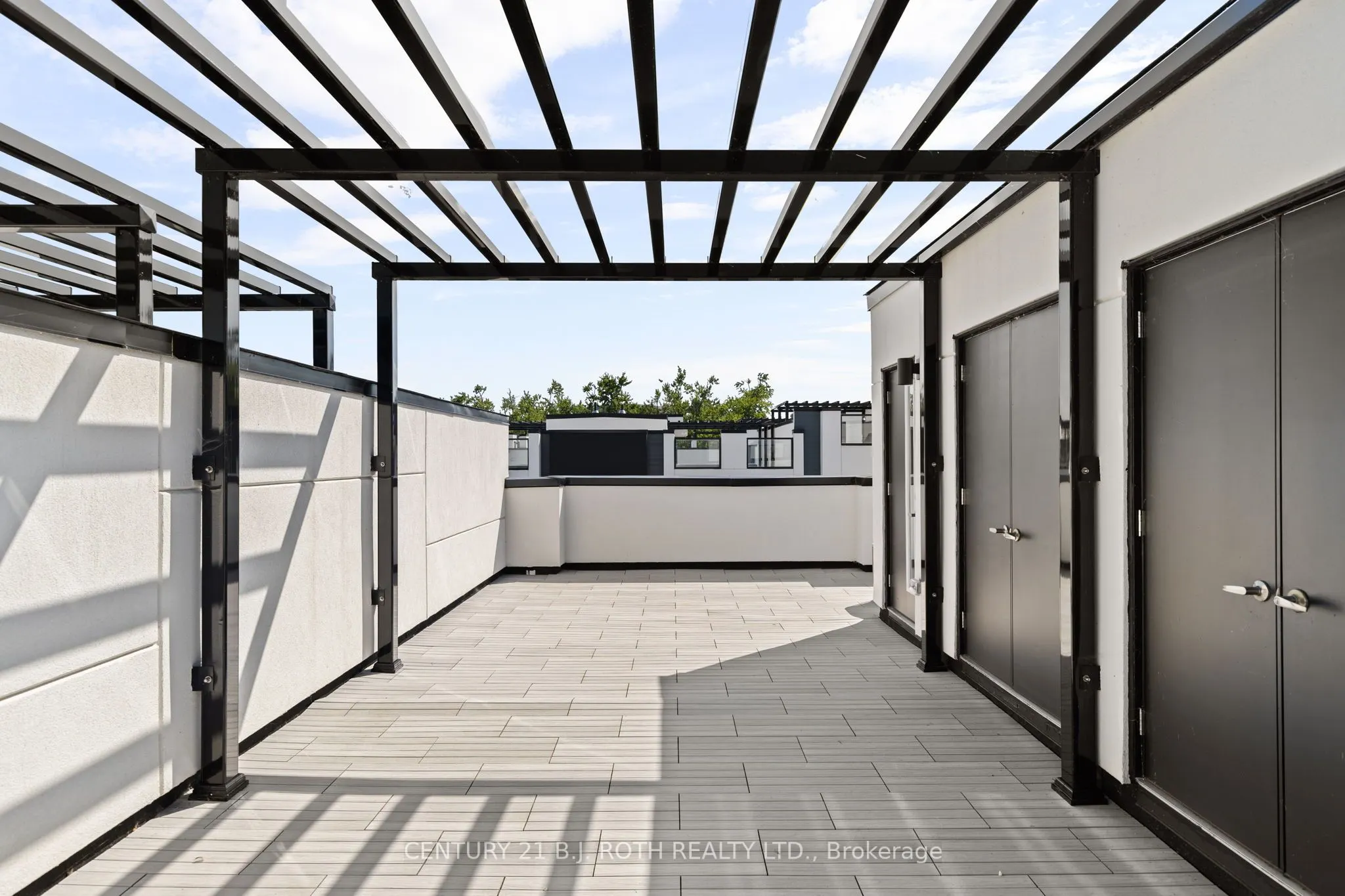 3 MARINER'S PIER Way