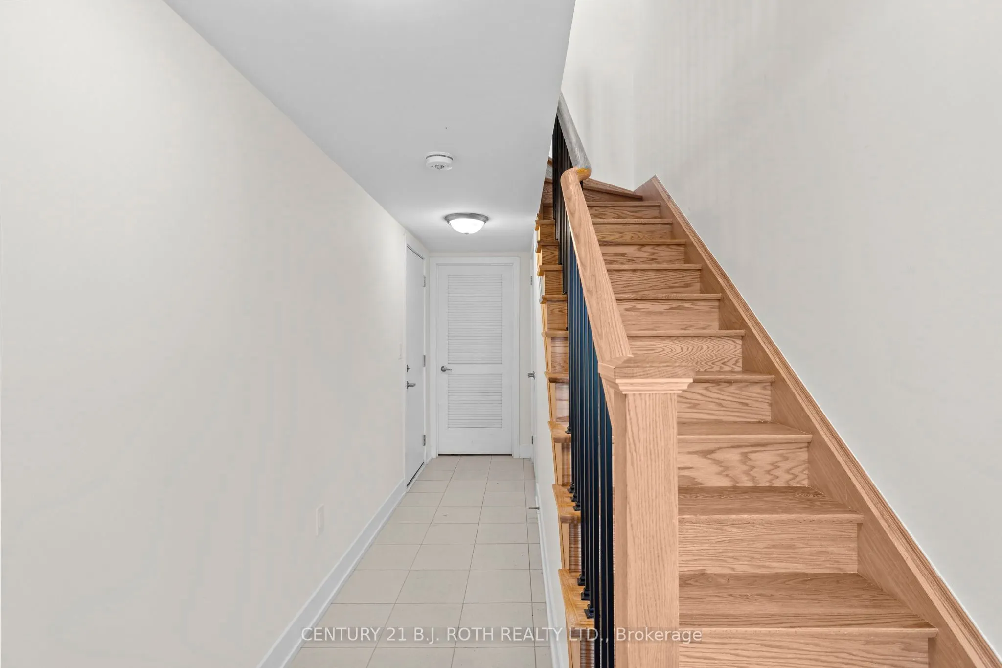 3 MARINER'S PIER Way