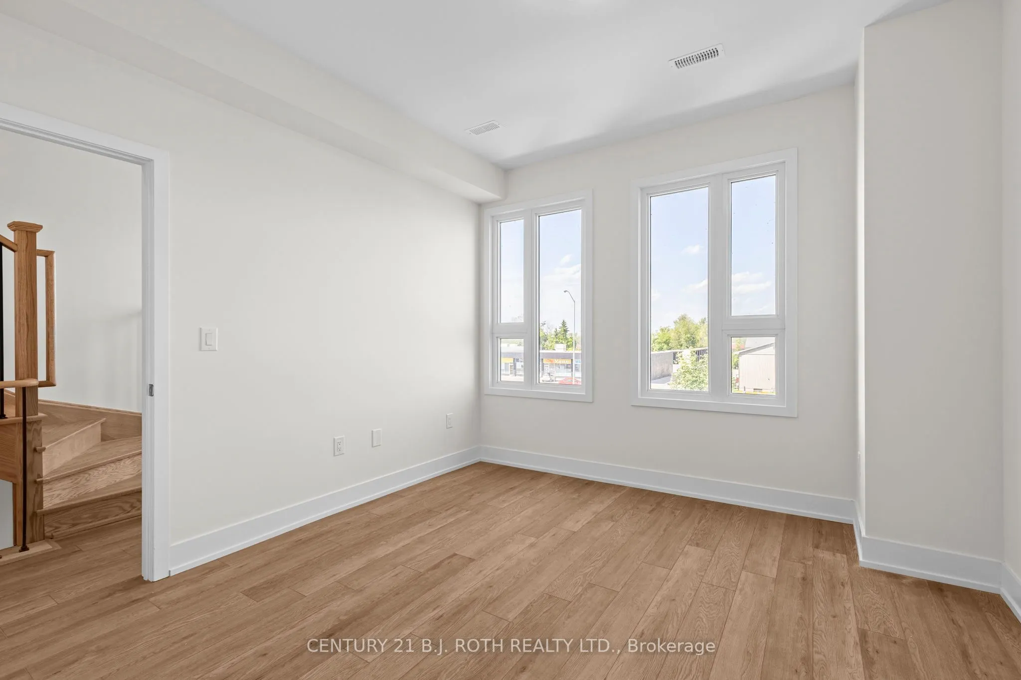 3 MARINER'S PIER Way