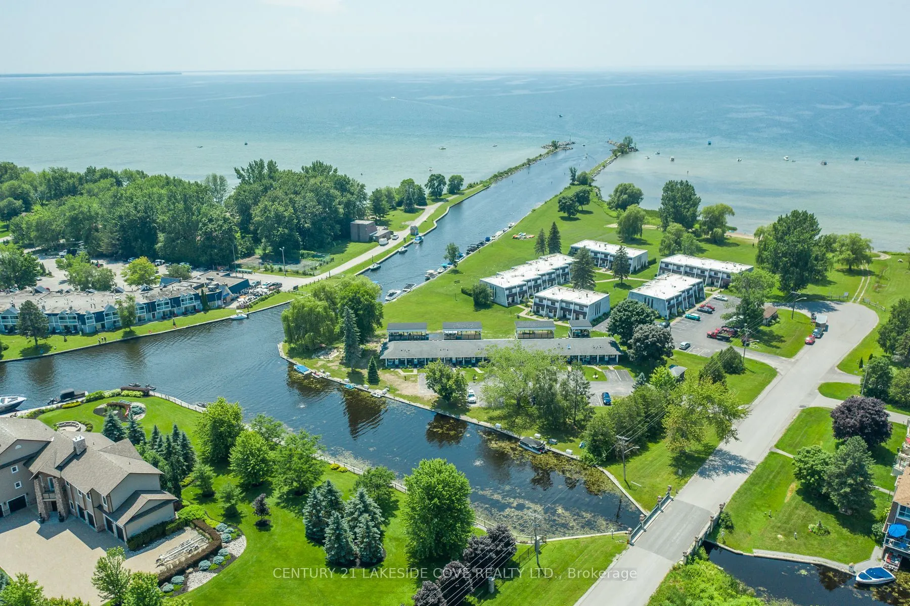 1 Paradise Boulevard S, #Unit 27