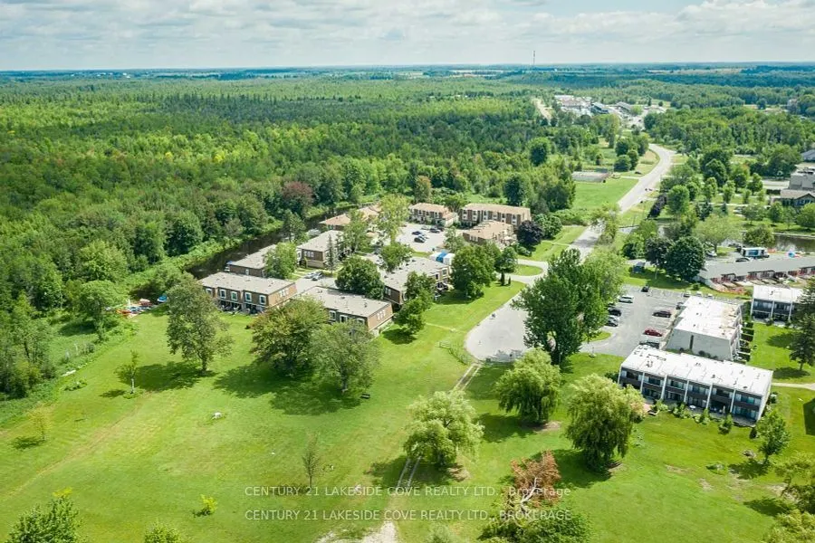 1 Paradise Boulevard S, #Unit 27