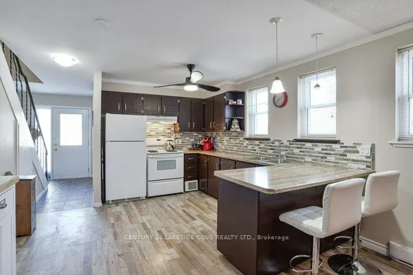 1 Paradise Boulevard S, #Unit 27