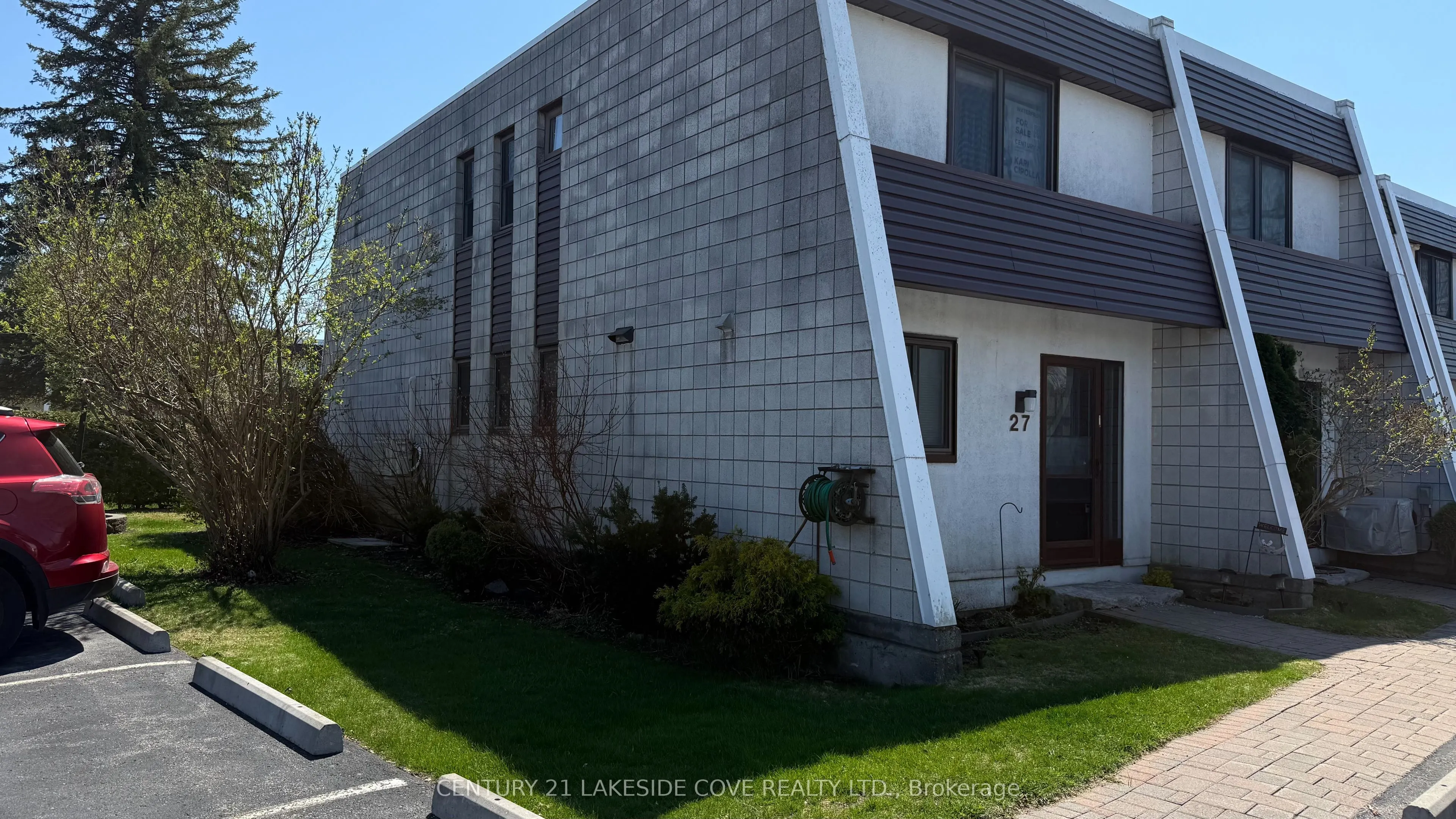 1 Paradise Boulevard S, #Unit 27