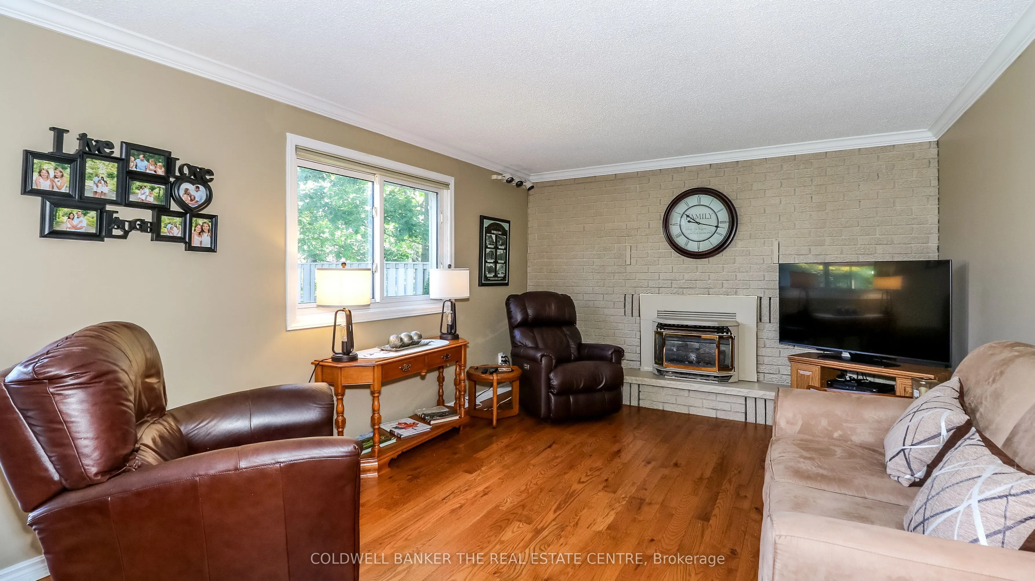 60 Chieftain Crescent