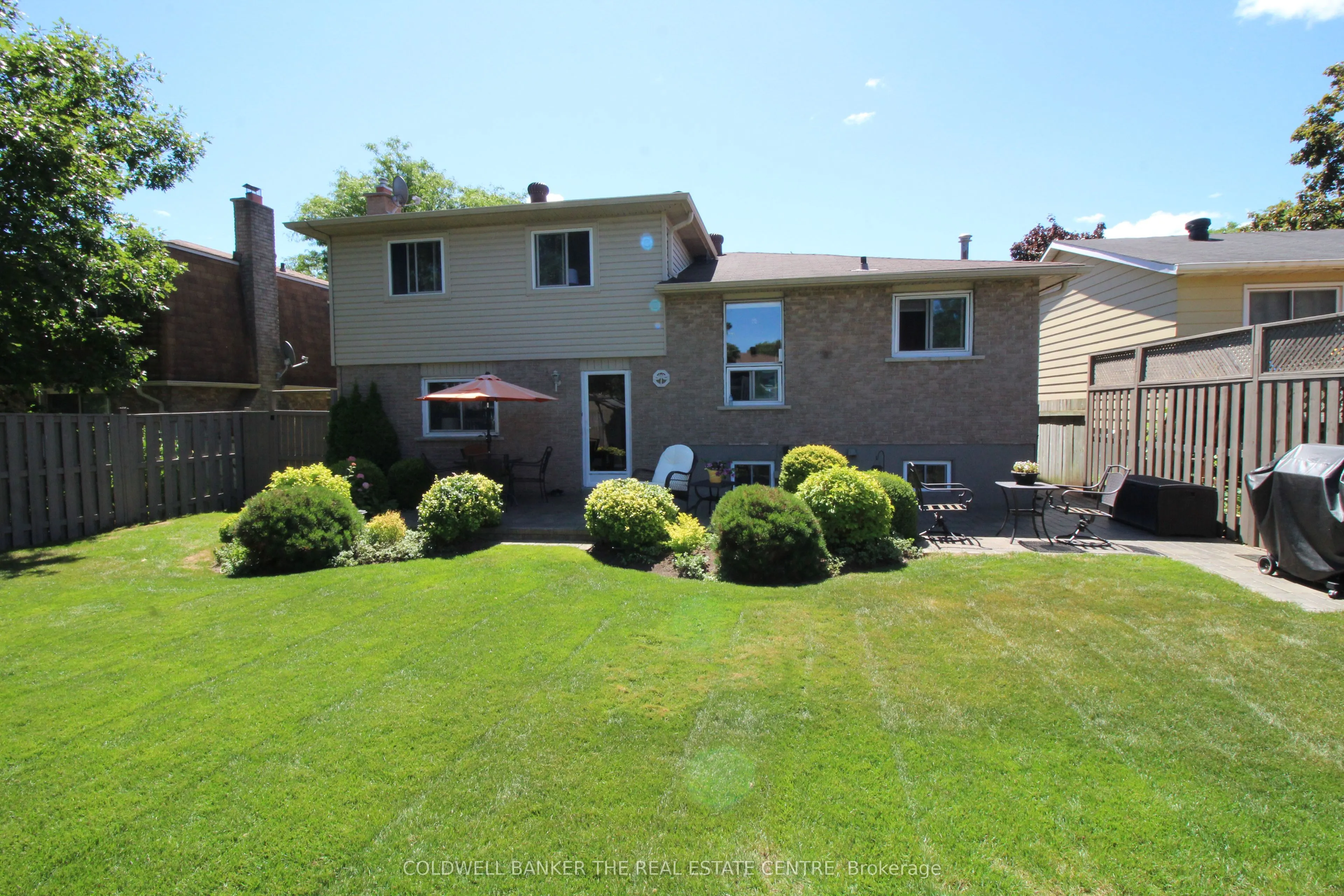 60 Chieftain Crescent