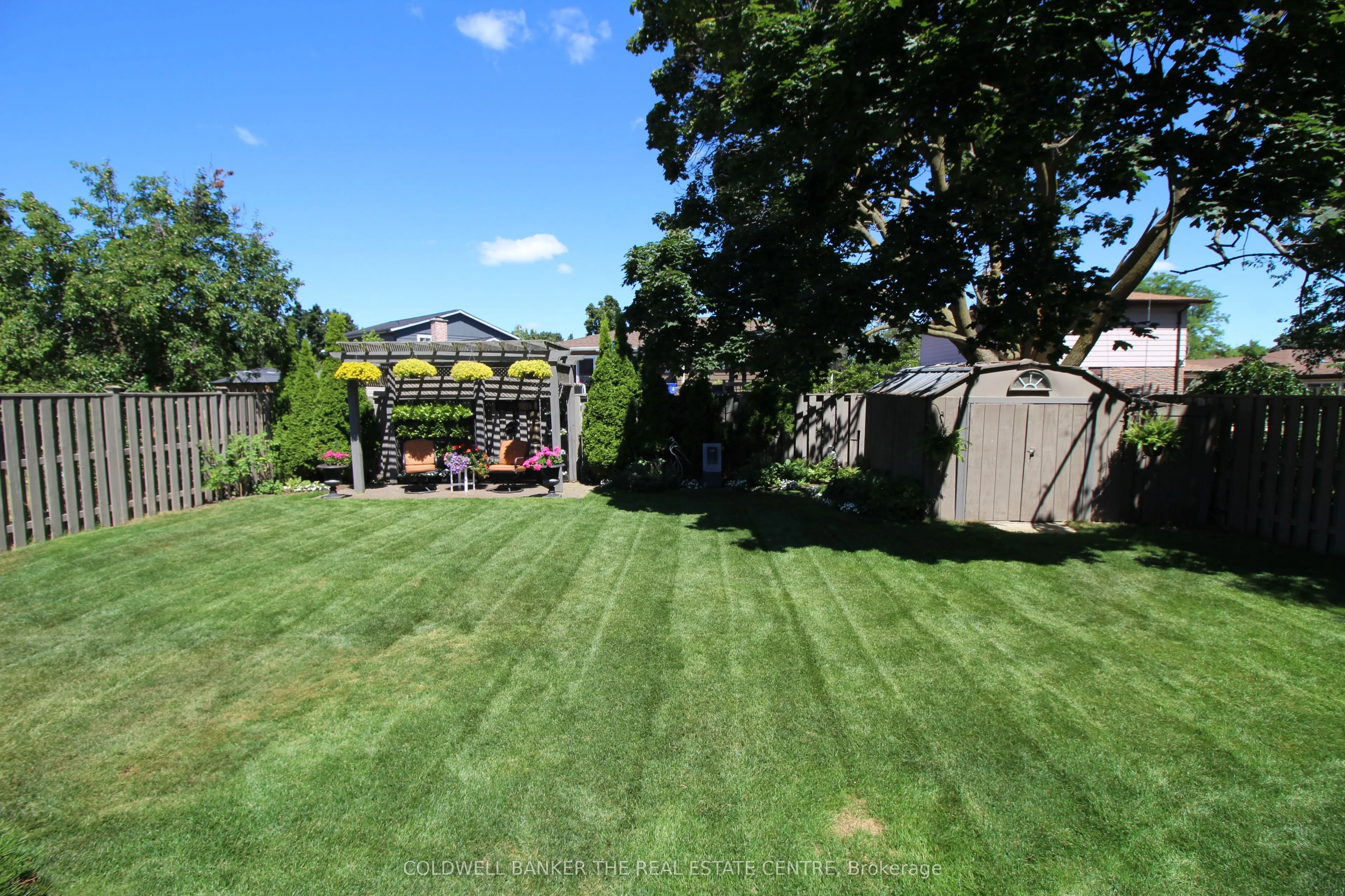 60 Chieftain Crescent