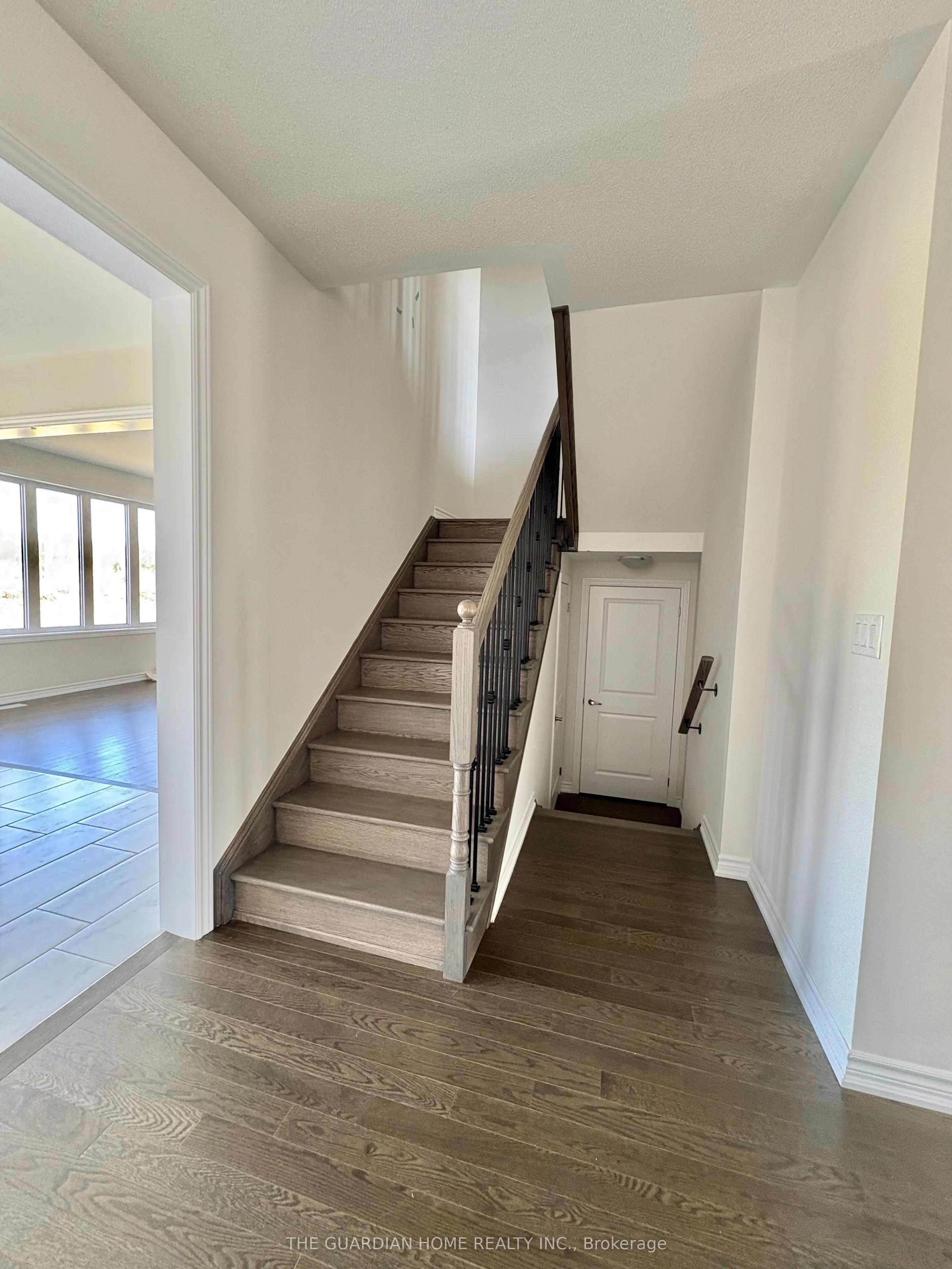 7 Tran Street