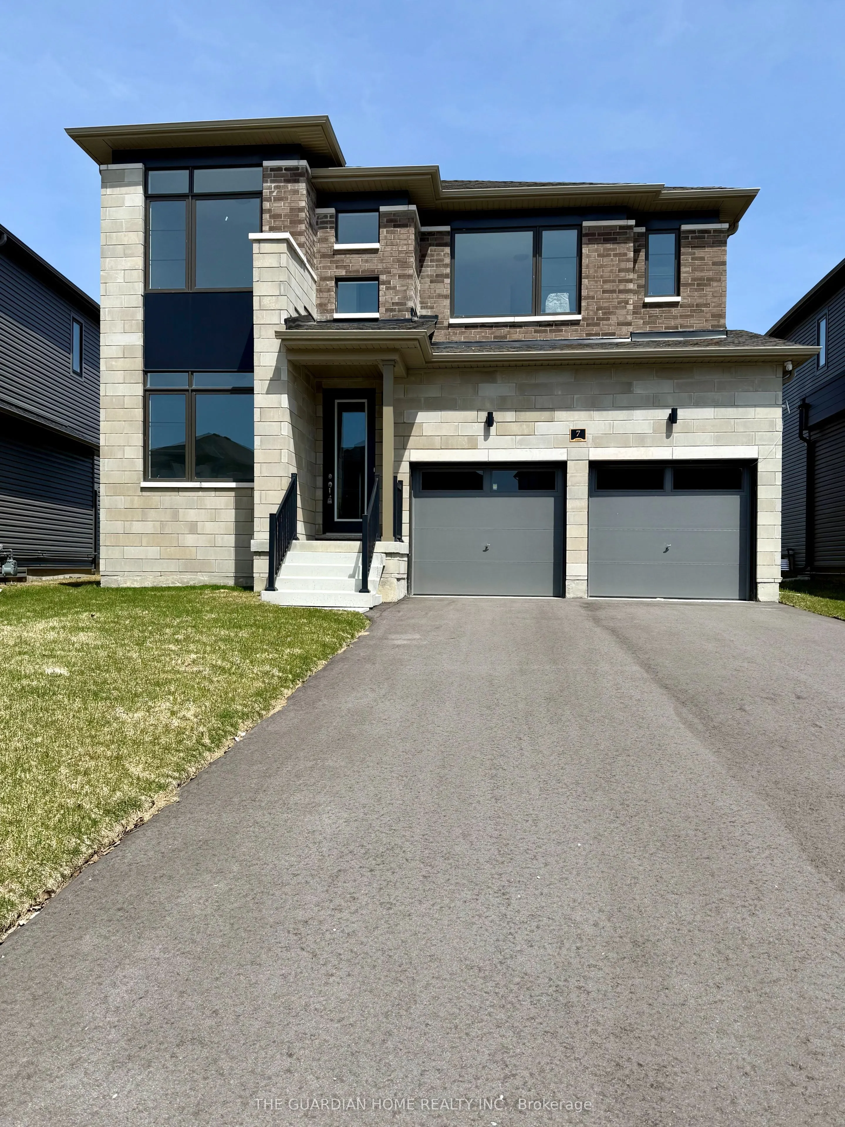 7 Tran Street