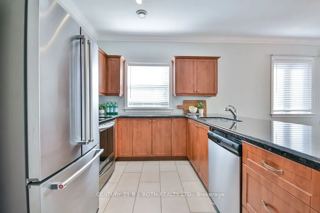 41 RIVERWALK Drive