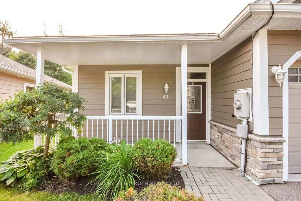 41 RIVERWALK Drive