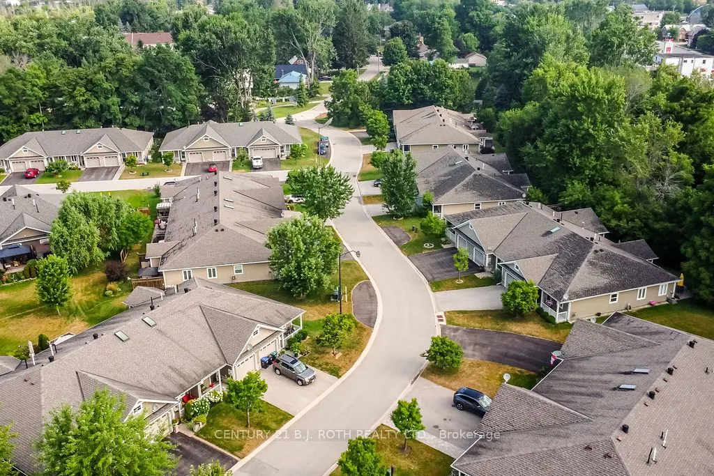 41 RIVERWALK Drive