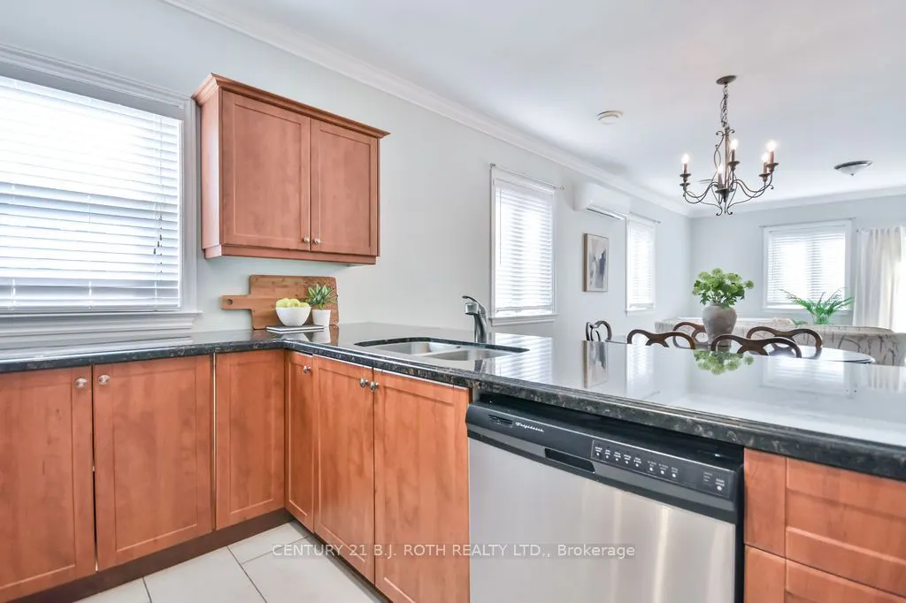 41 RIVERWALK Drive