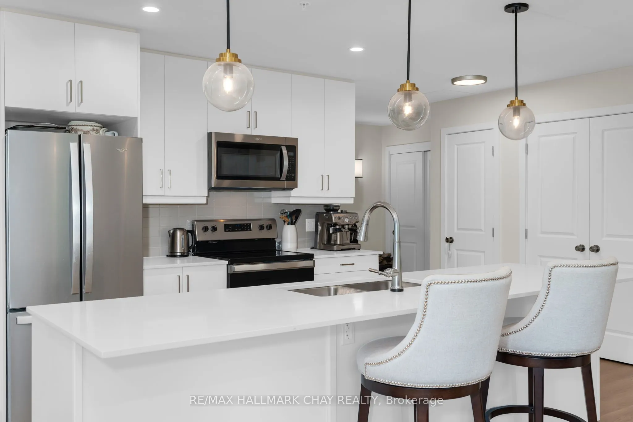 121 Mary Street, #224