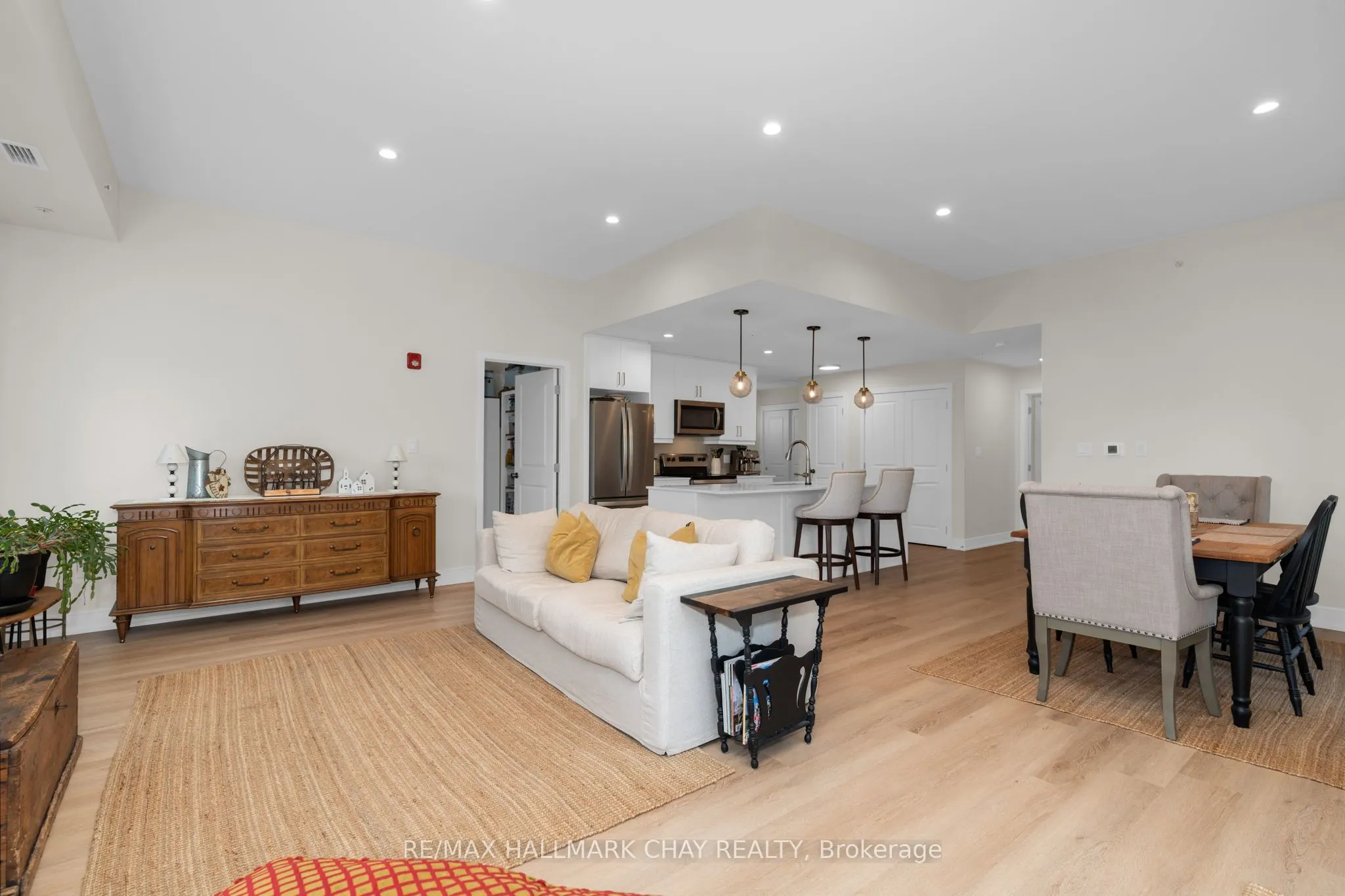 121 Mary Street, #224