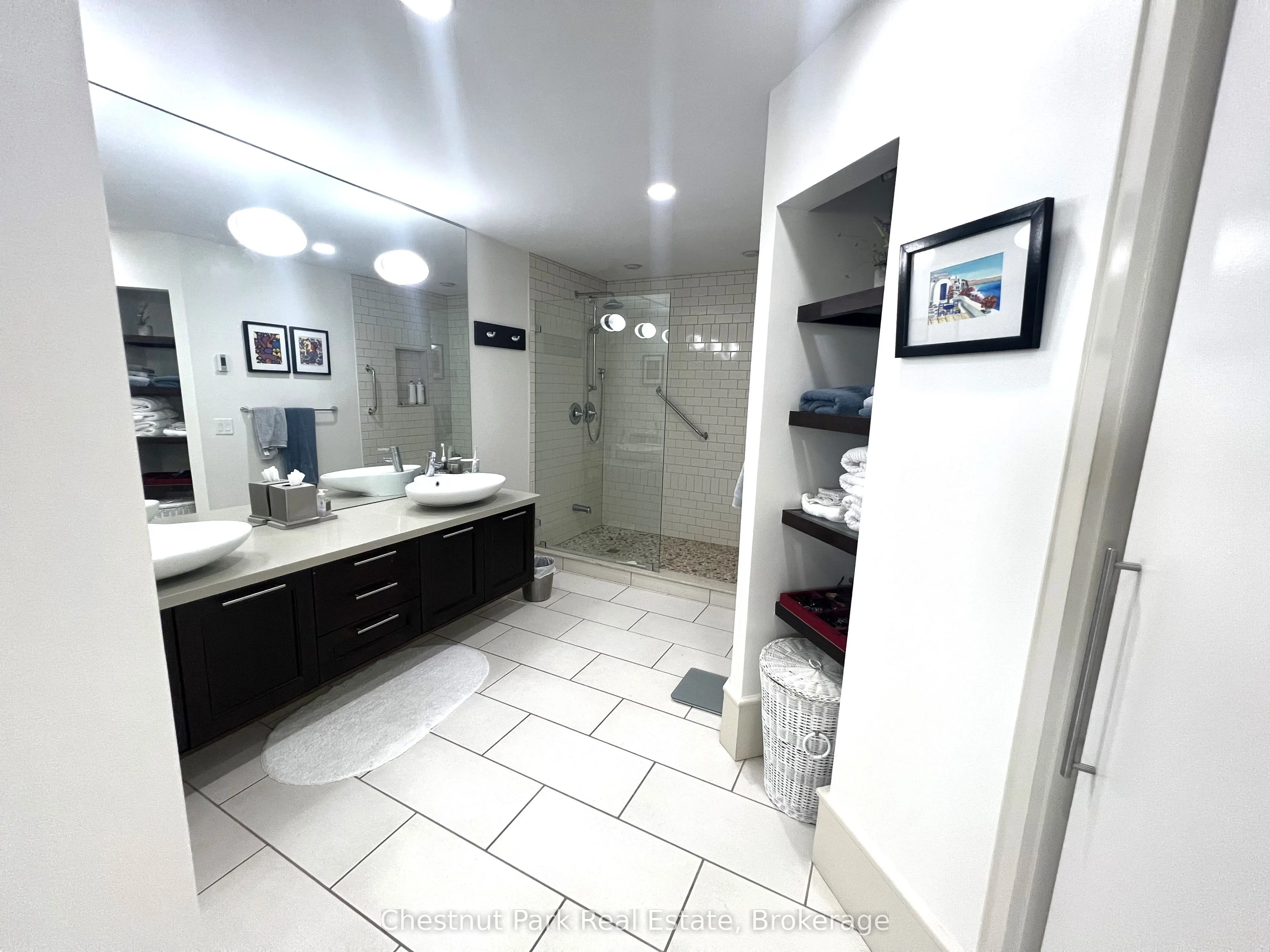 24 Ramblings Way, #PH 1003